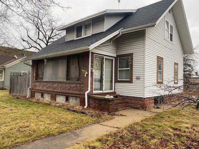 Waukesha, WI 53186,807 Pleasant St