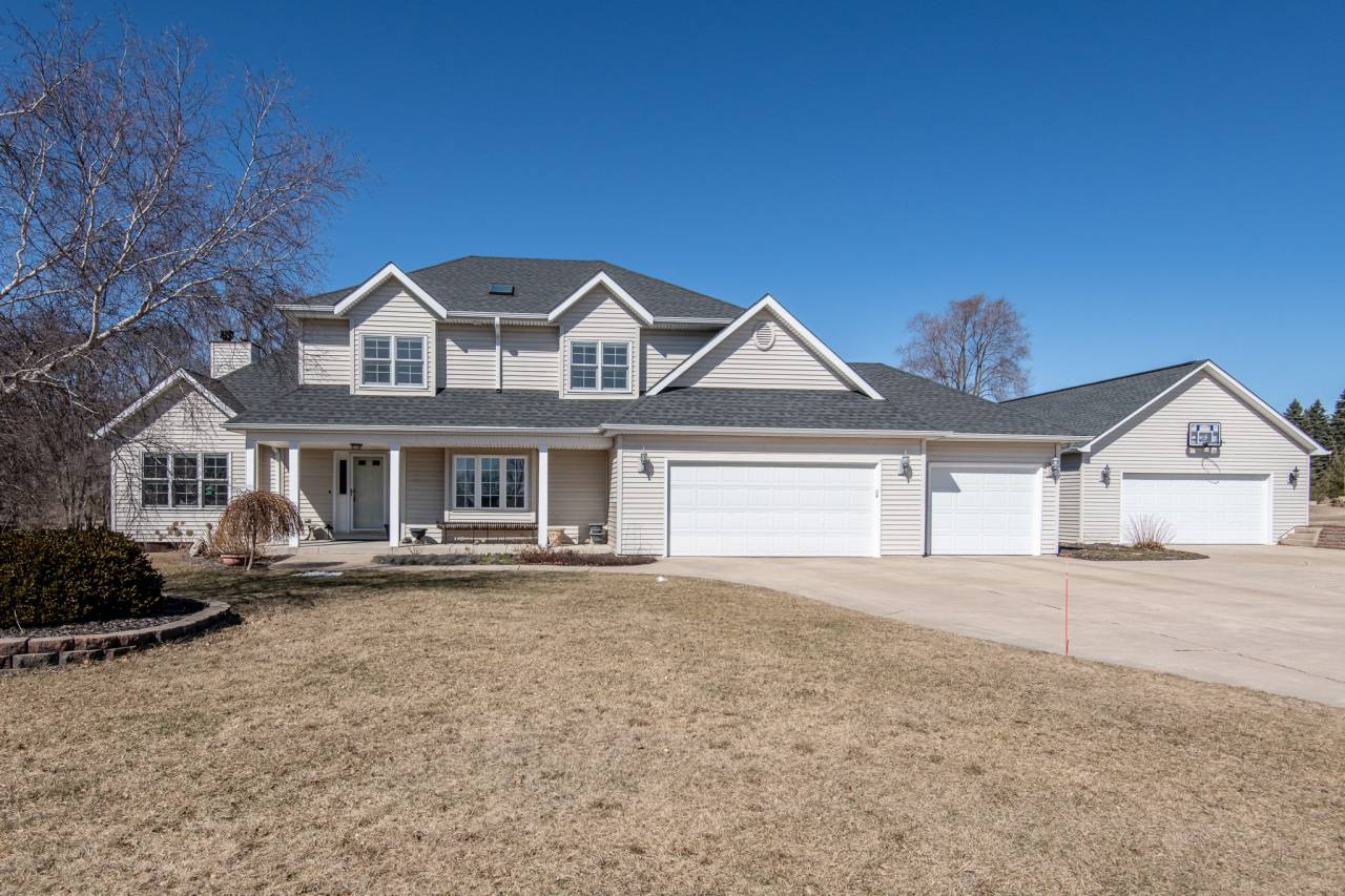 Mukwonago, WI 53149,S79W30450 Yale Ct