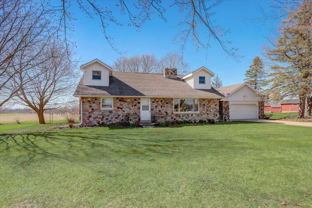 Mukwonago, WI 53149,W334S7837 County Road E -