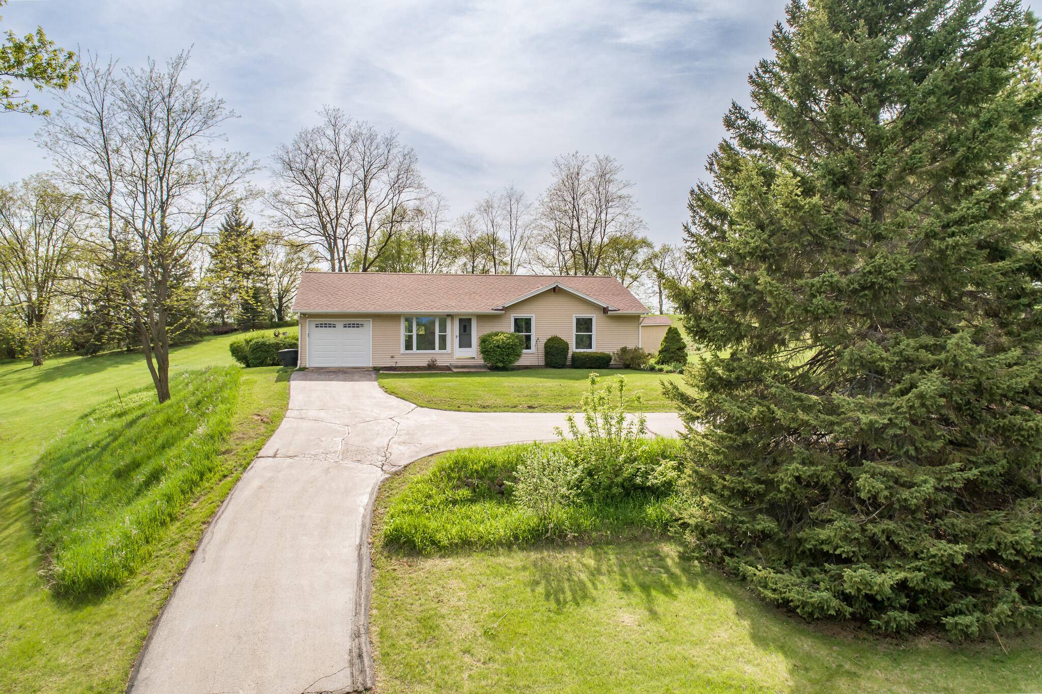 Mukwonago, WI 53149,S80W30731 Meadowlark Cir