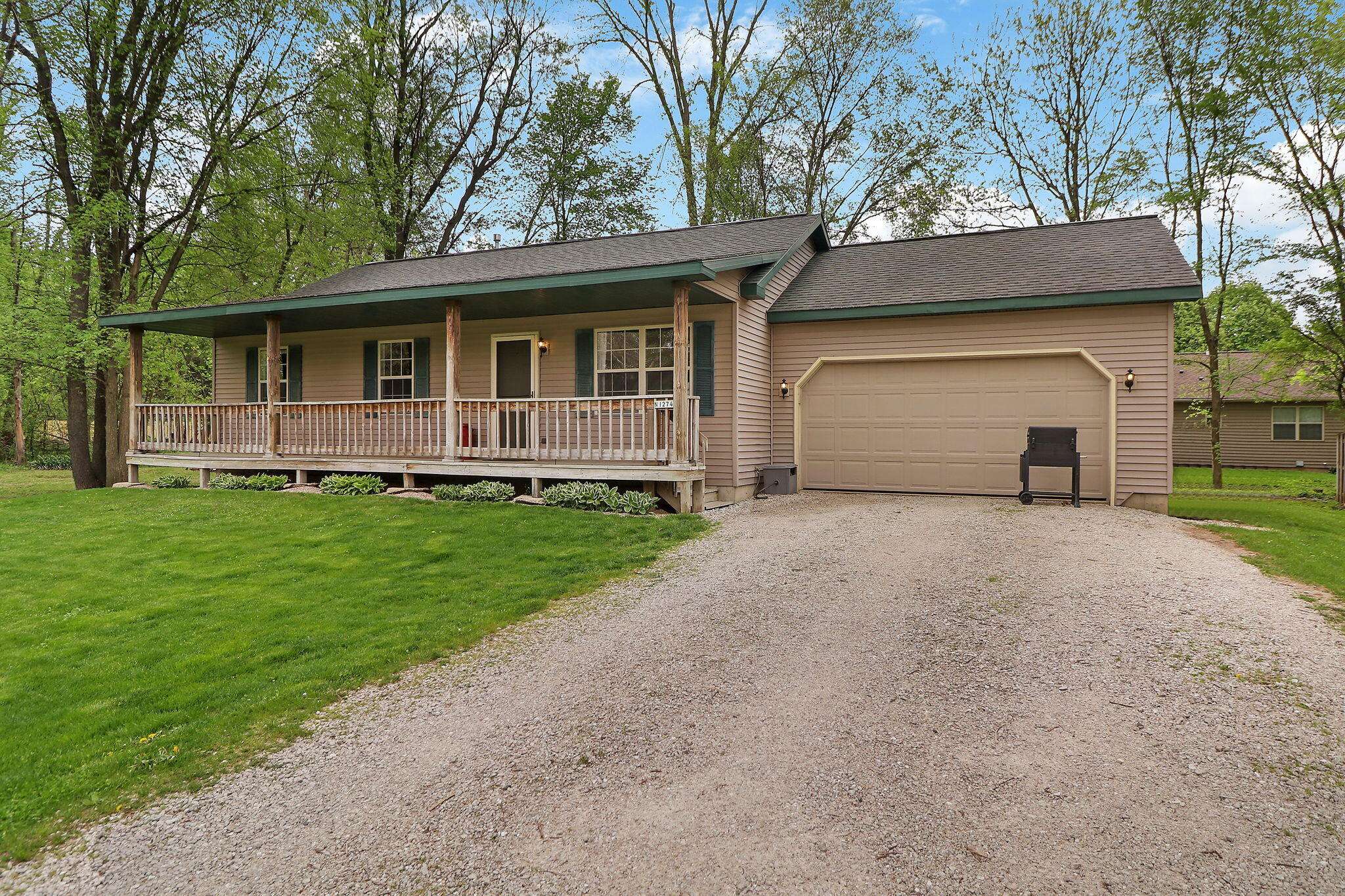 Bloomfield, WI 53128,N1274 Oak Rd