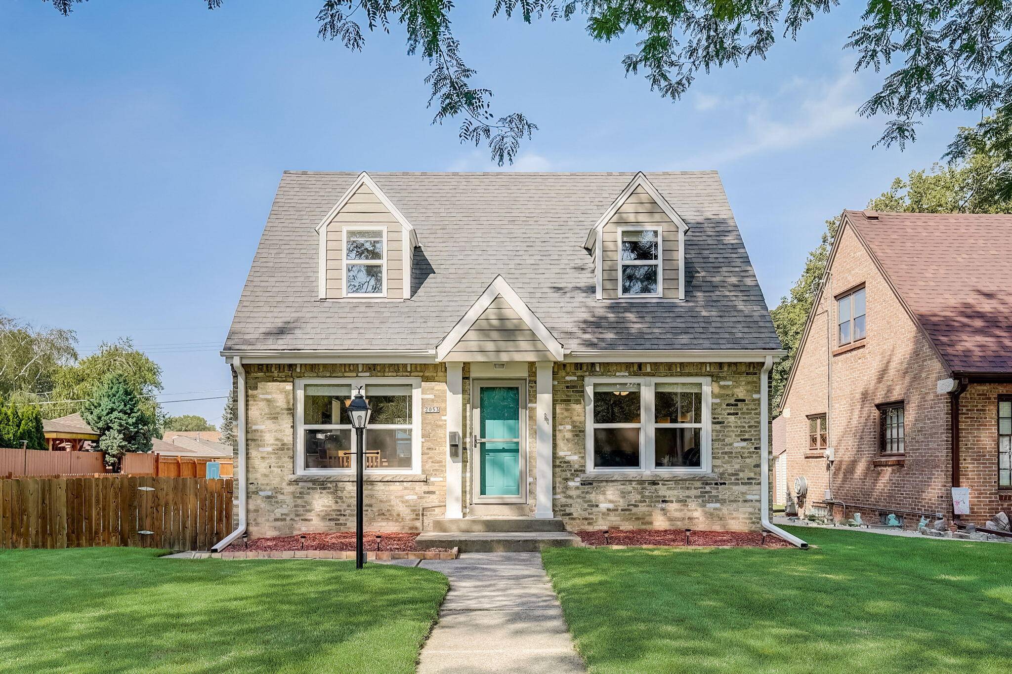 West Allis, WI 53227,2053 S 105th St
