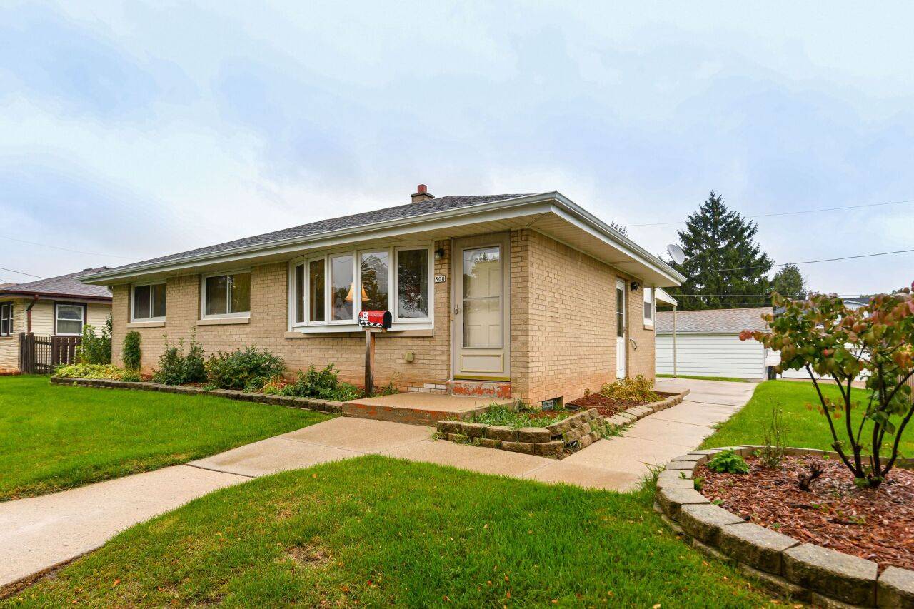 West Allis, WI 53214,800 S 95th St