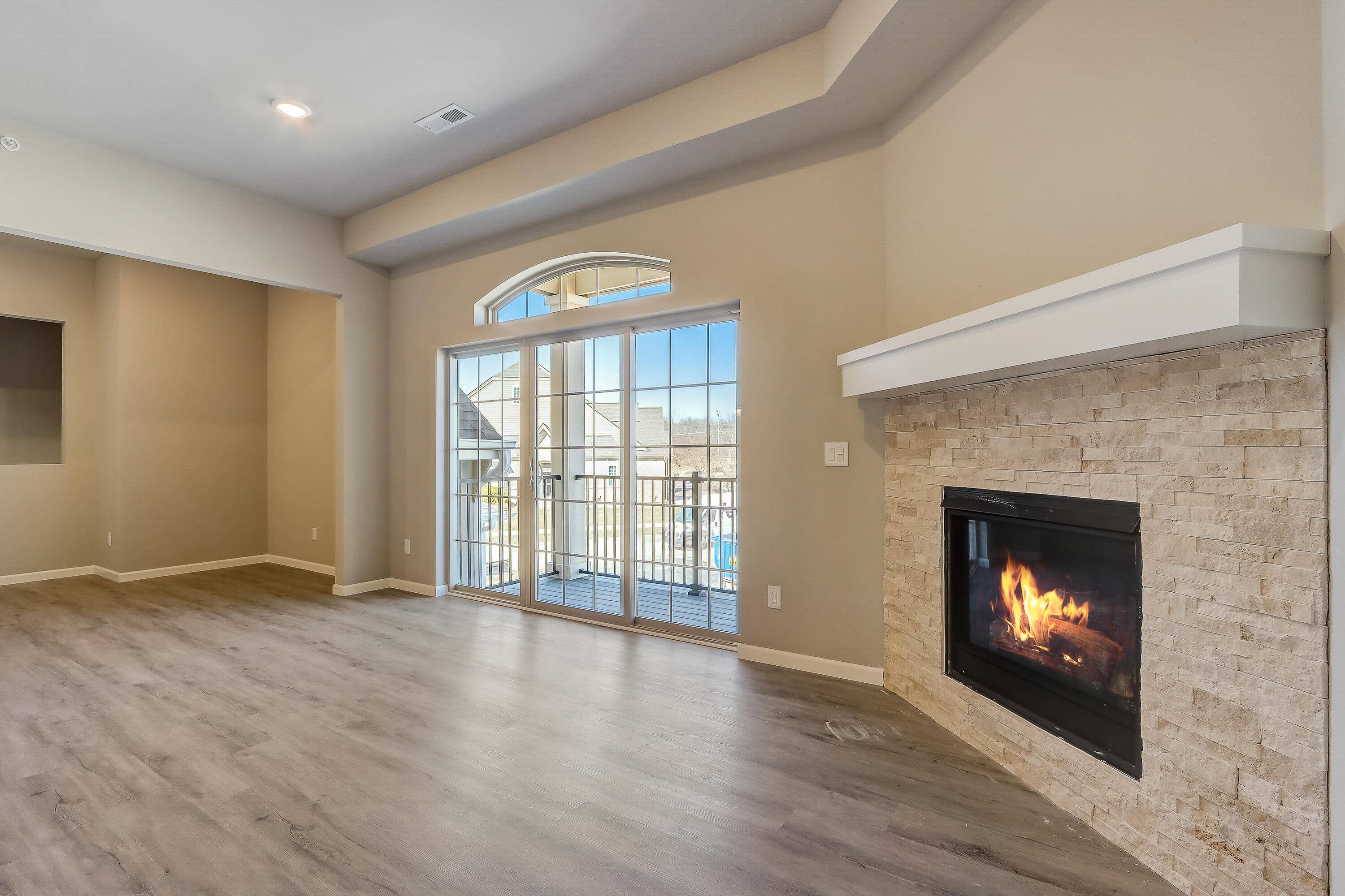 Waukesha, WI 53189,2848 Fox Lake Cir Unit 10/201