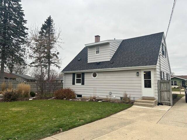 Kenosha, WI 53143,2749 84th St