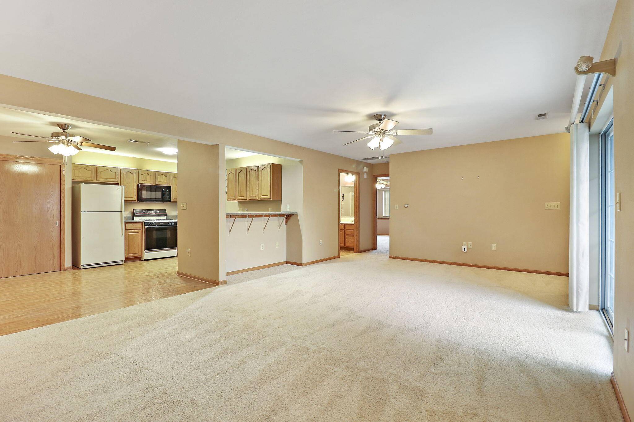 Somers, WI 53144,1262 Village Centre Dr Unit 4