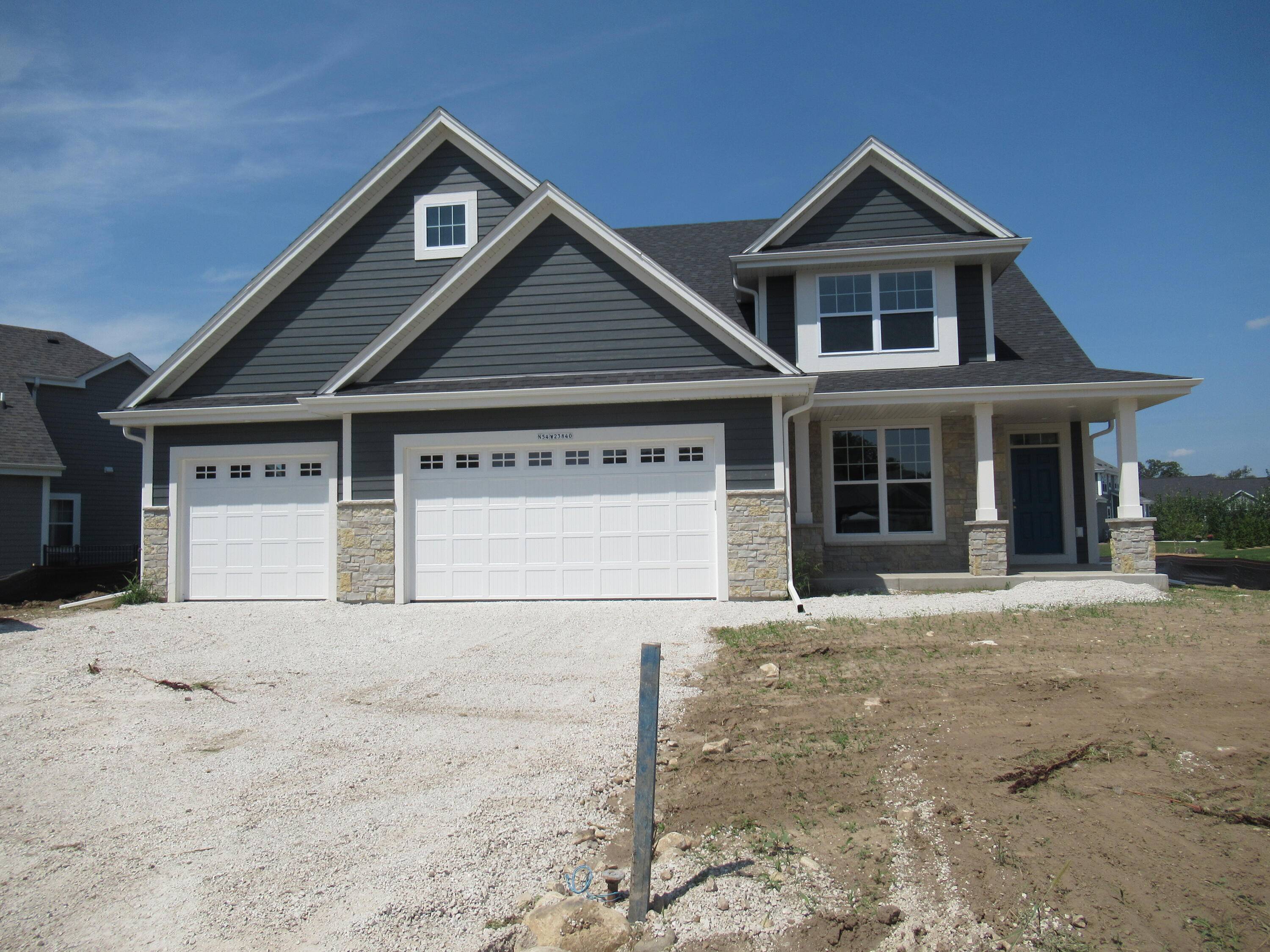 Sussex, WI 53089,N54W23840 Fieldstone Pass Cir