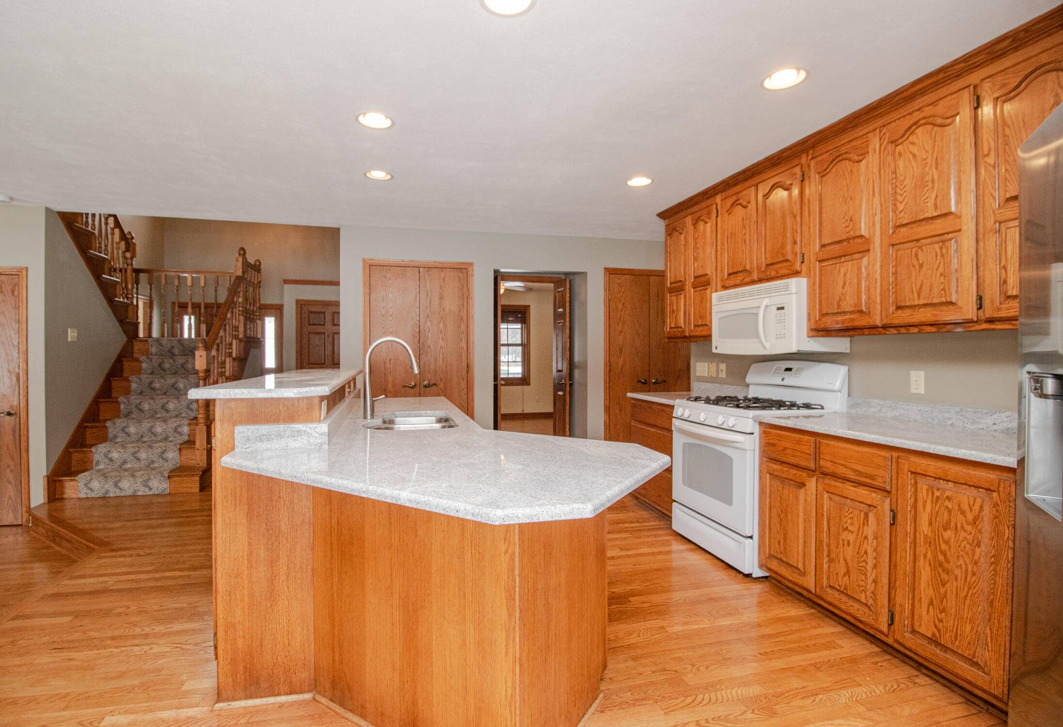 Mukwonago, WI 53149,S94W33729 Littlefield Ct