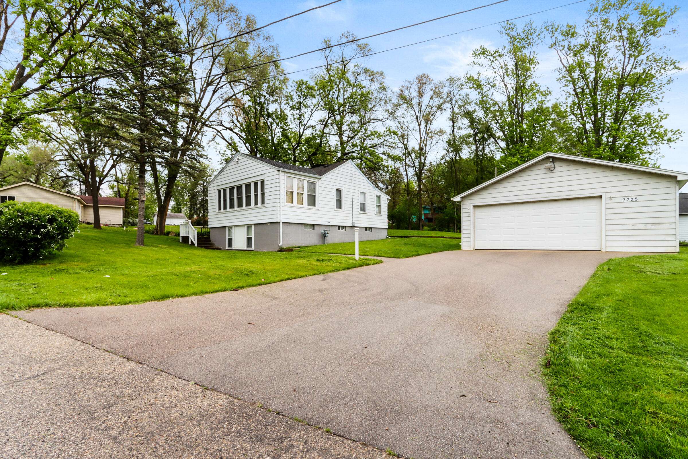 Wheatland, WI 53105,7725 Lily Lake Rd