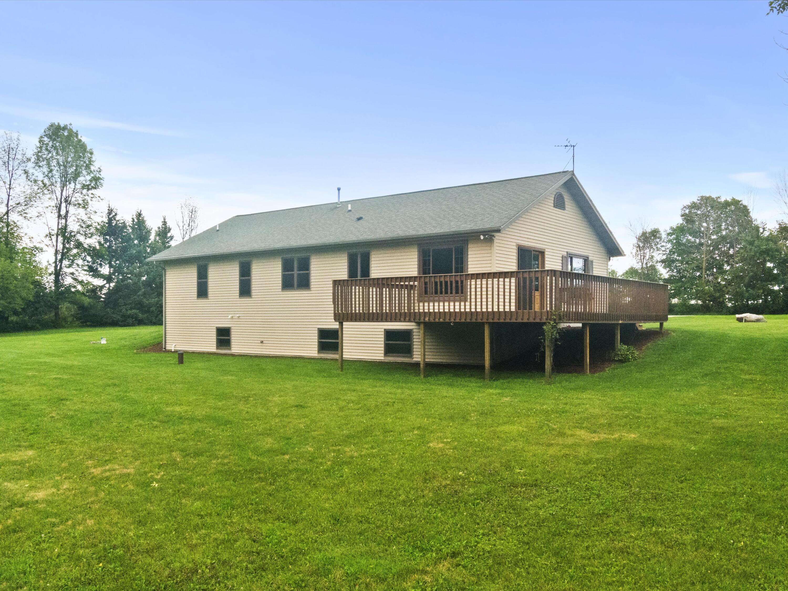 Newton, WI 54220,4444 Clover Rd