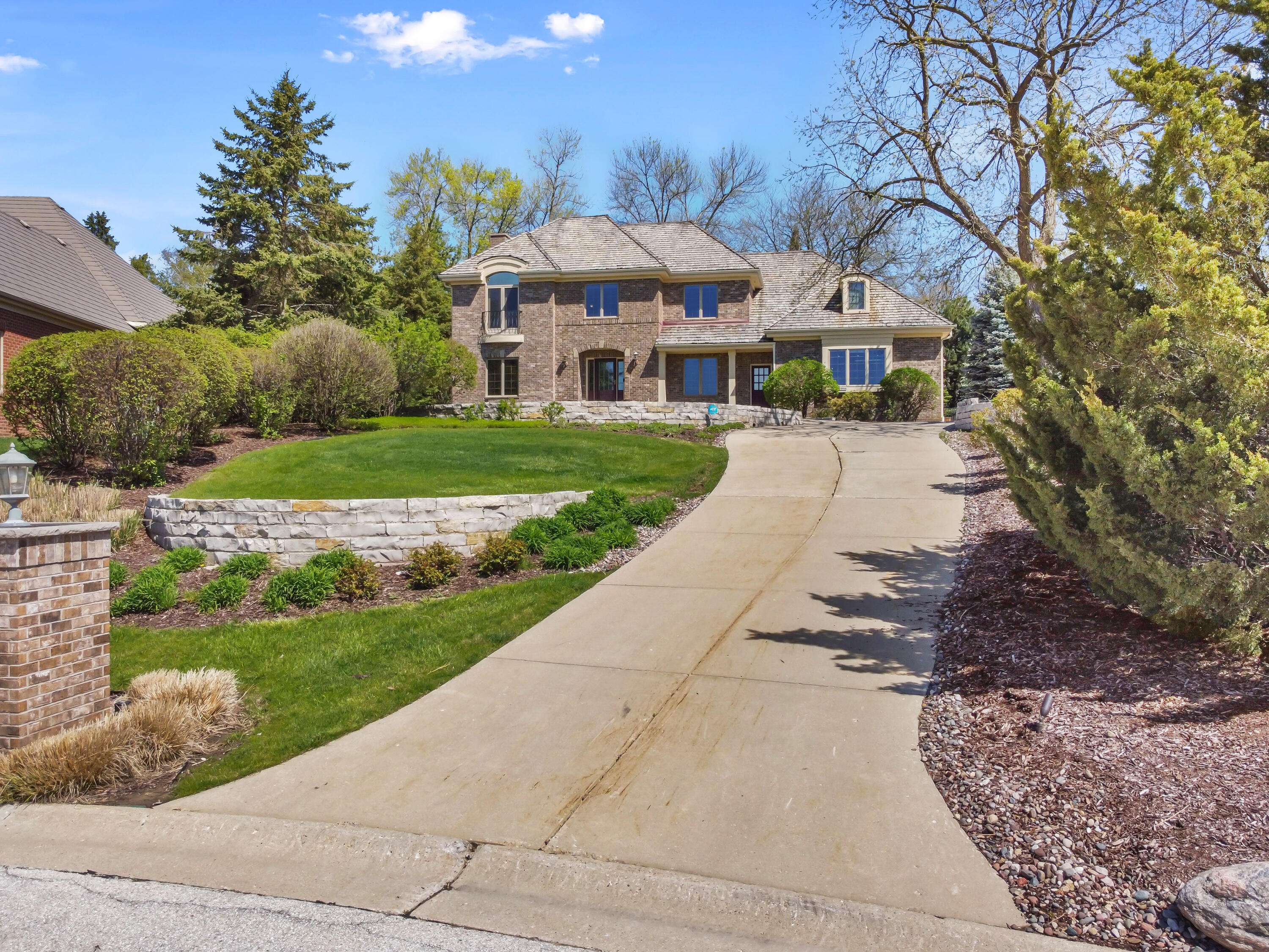 Menomonee Falls, WI 53051,N79W12872 Country Club Ct