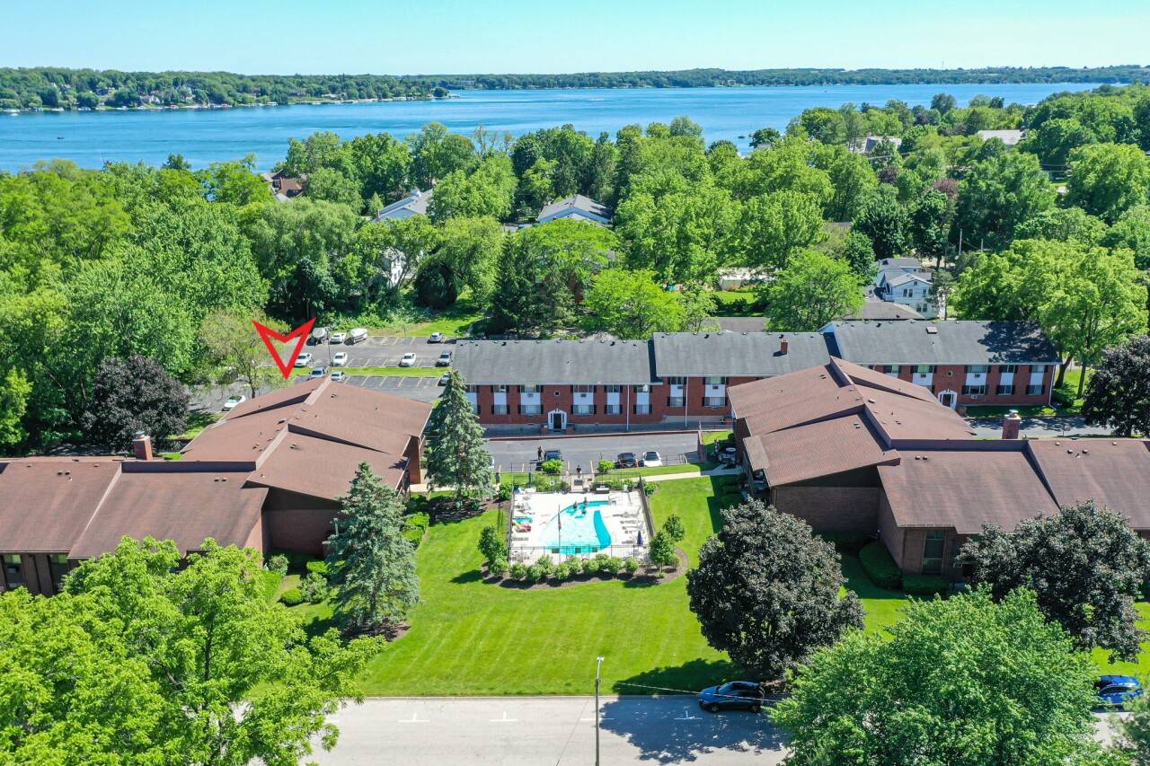 Lake Geneva, WI 53147,1250 Wisconsin St Unit 206-B