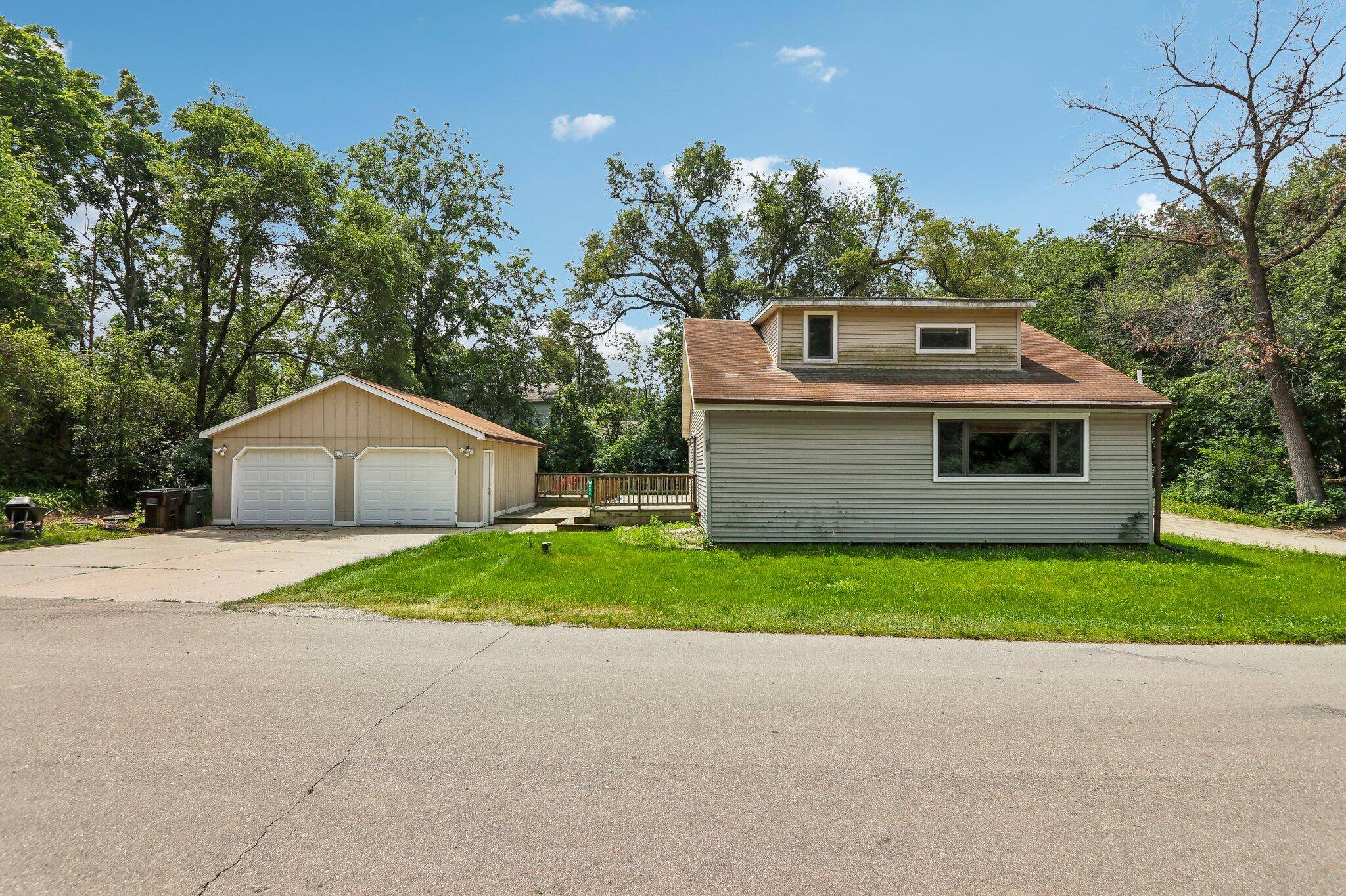 Bloomfield, WI 53105,W825 Dunbar Ave