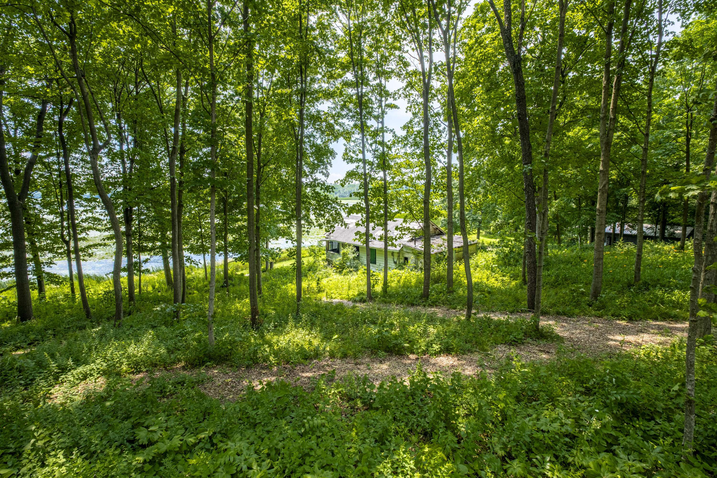 Sugar Creek, WI 53121,W6773 Lakeshore Cir