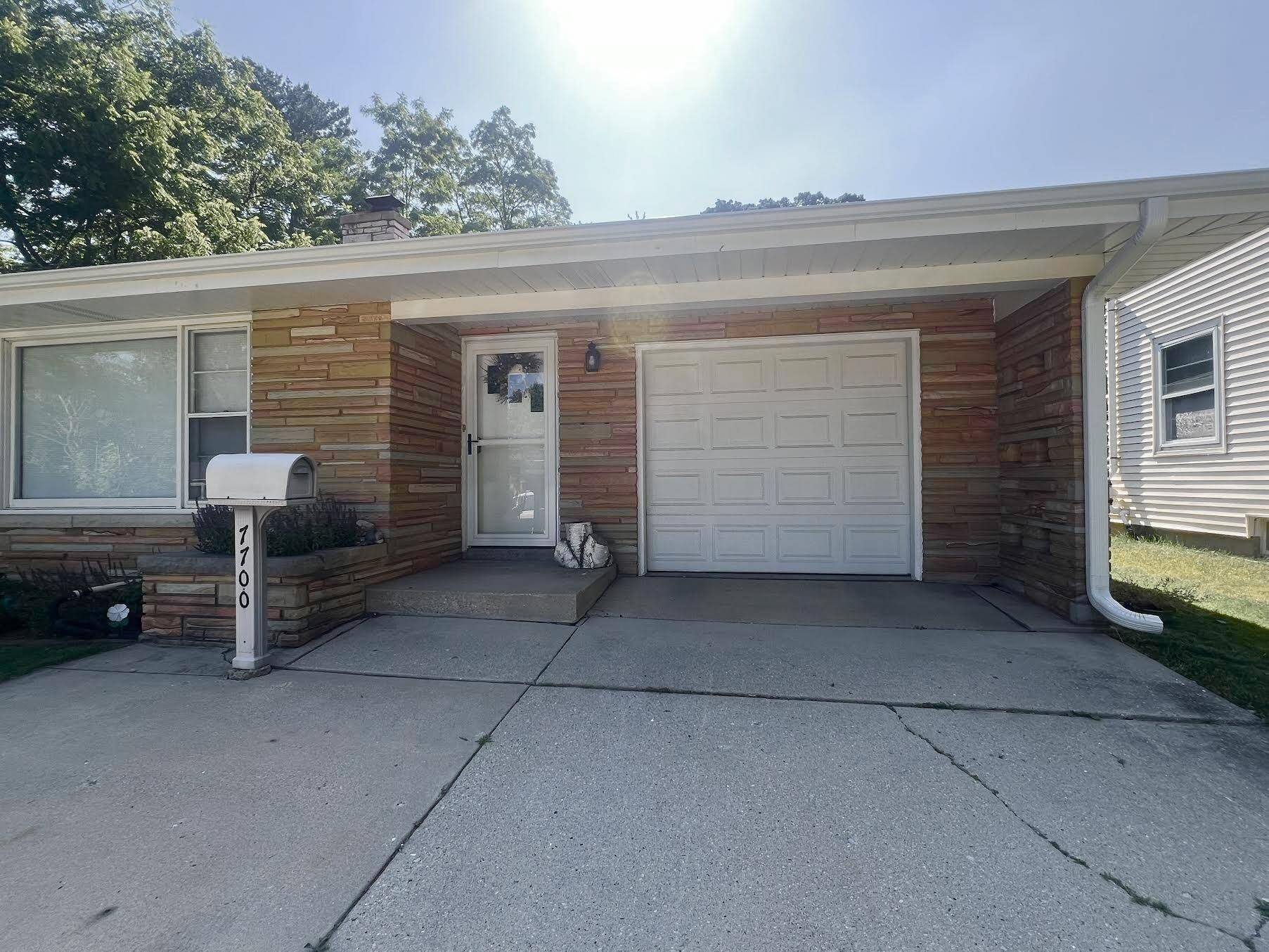 Pleasant Prairie, WI 53142,7700 50th Ave