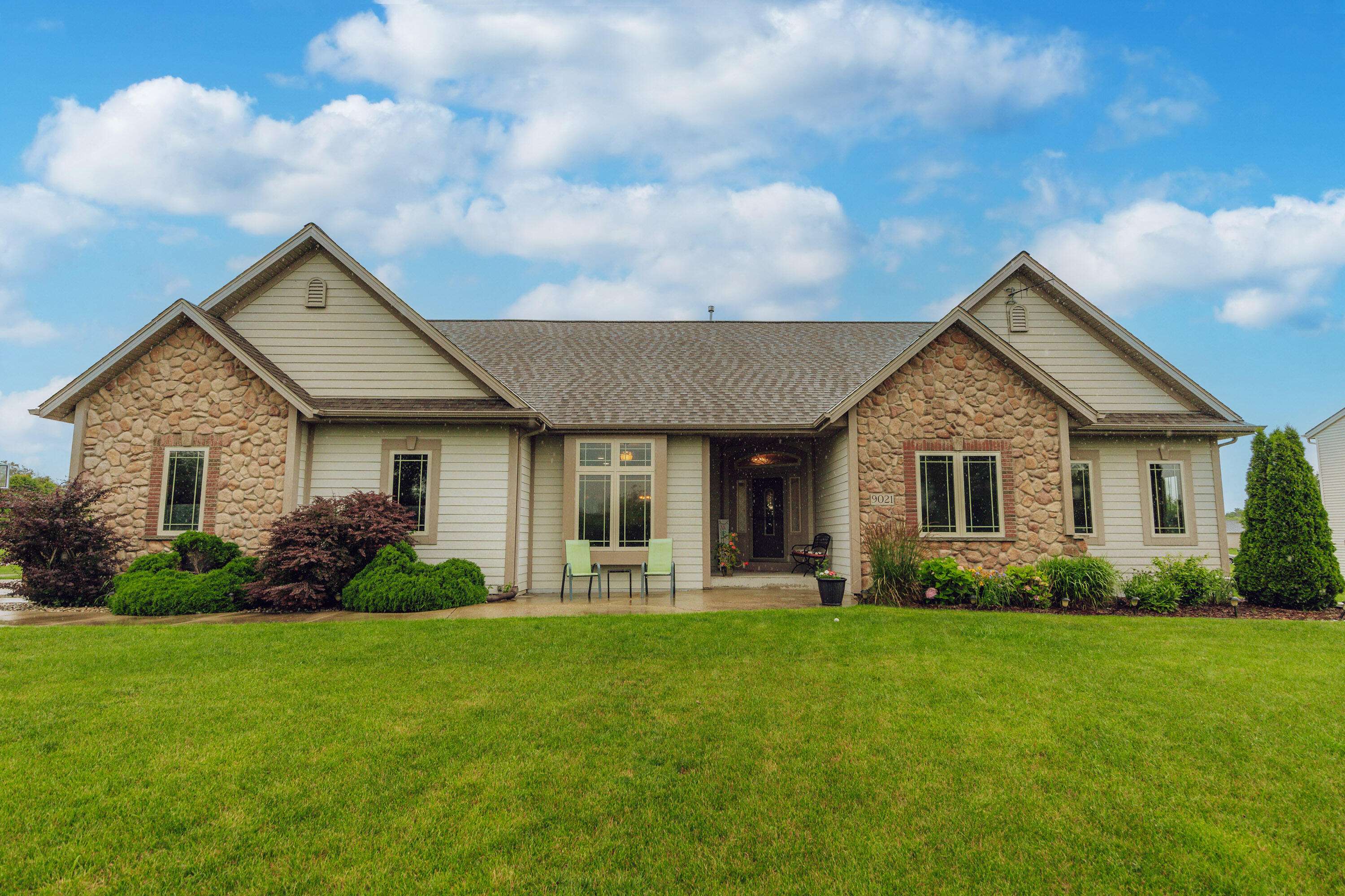 Brown Deer, WI 53223,9021 Brandybrook Trl