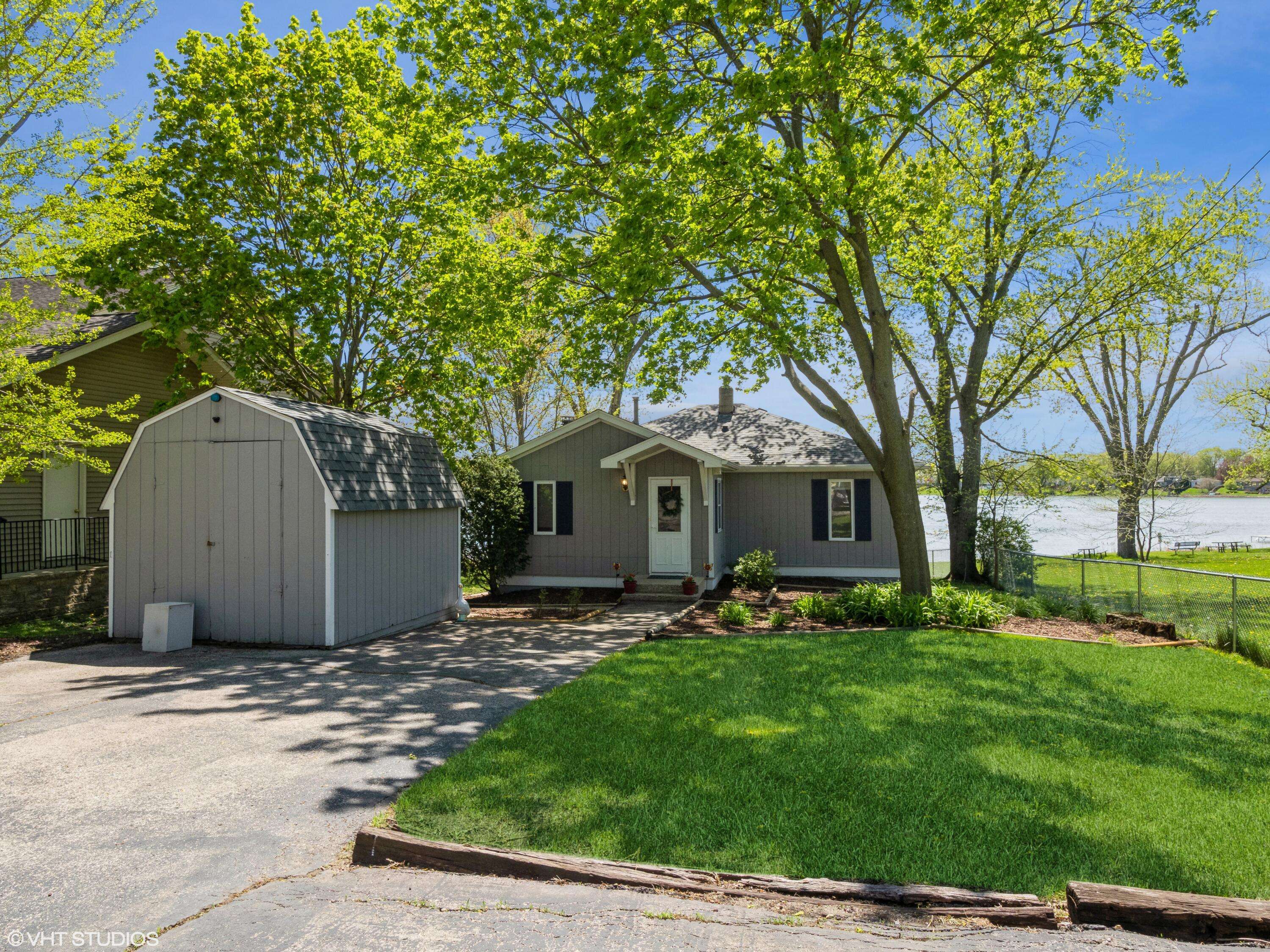 Salem Lakes, WI 53179,25319 121st St