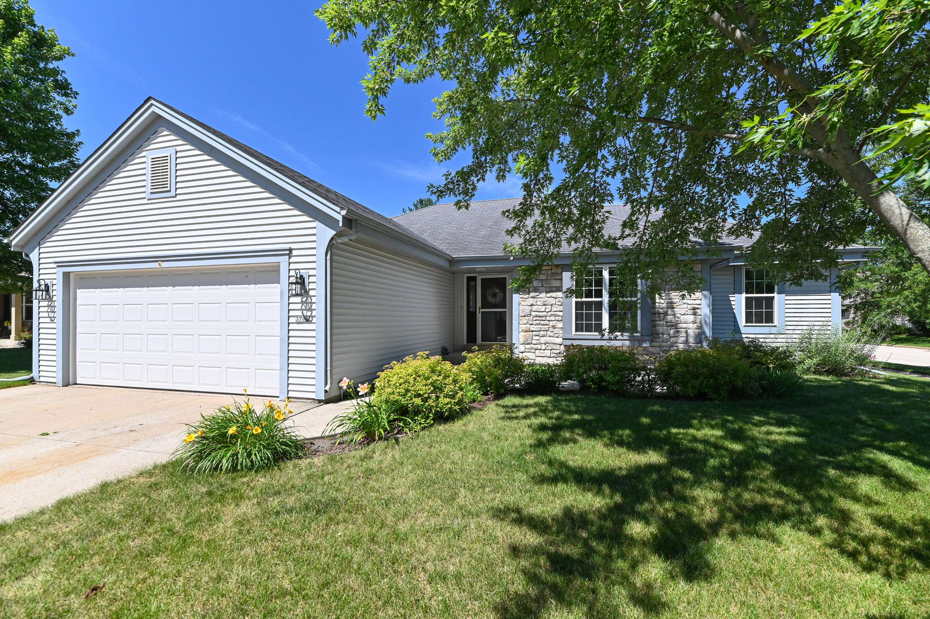 Waukesha, WI 53189,3700 Bayberry Dr