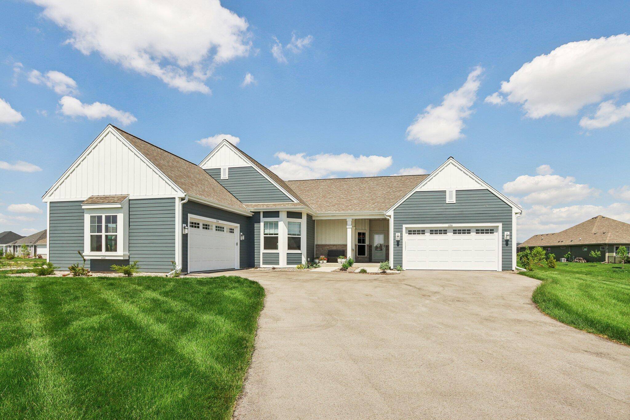 Oconomowoc, WI 53066,1380 Prairie Creek Cir Unit 16