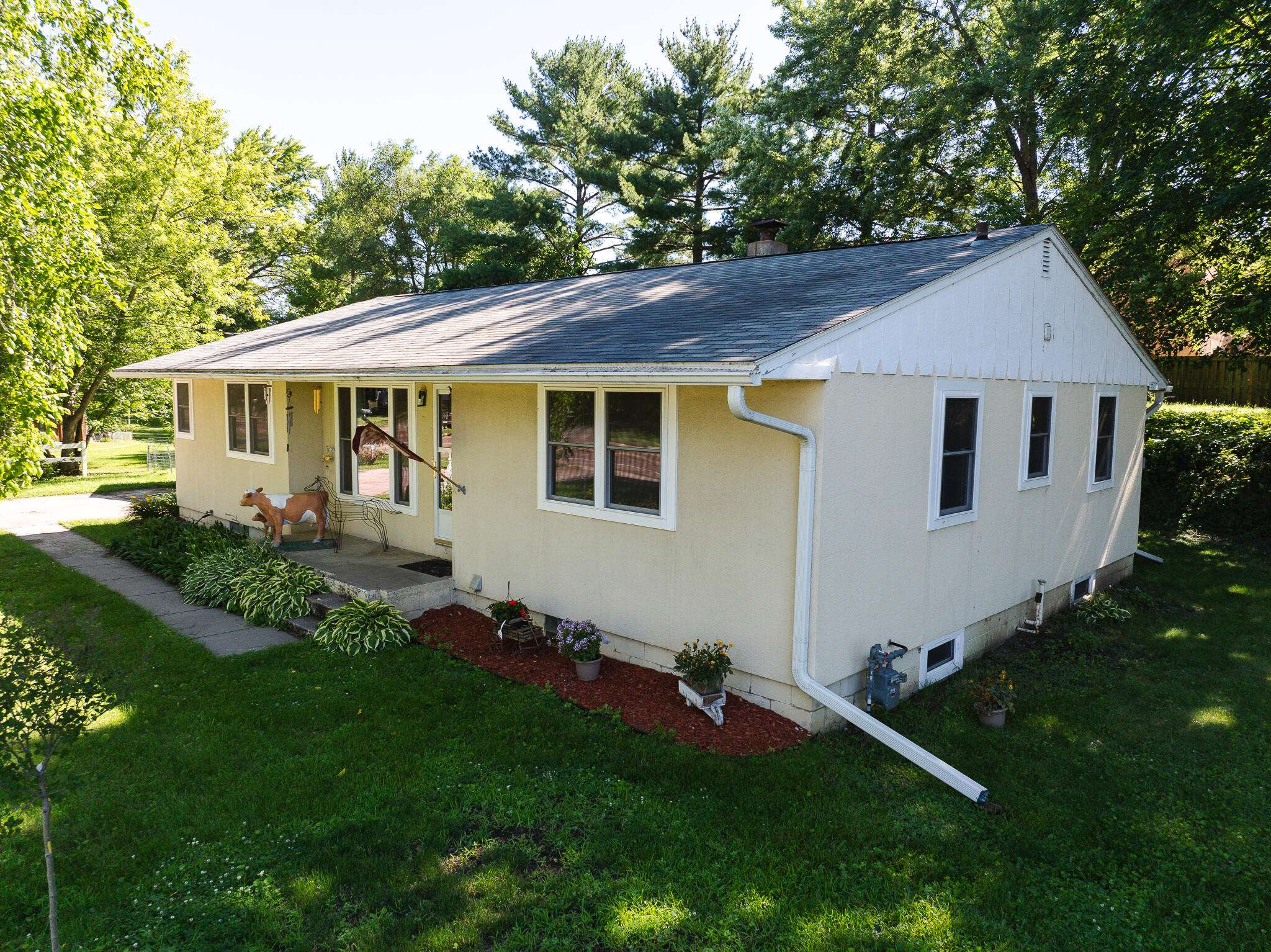 Onalaska, WI 54650,1207 County Road Ph -