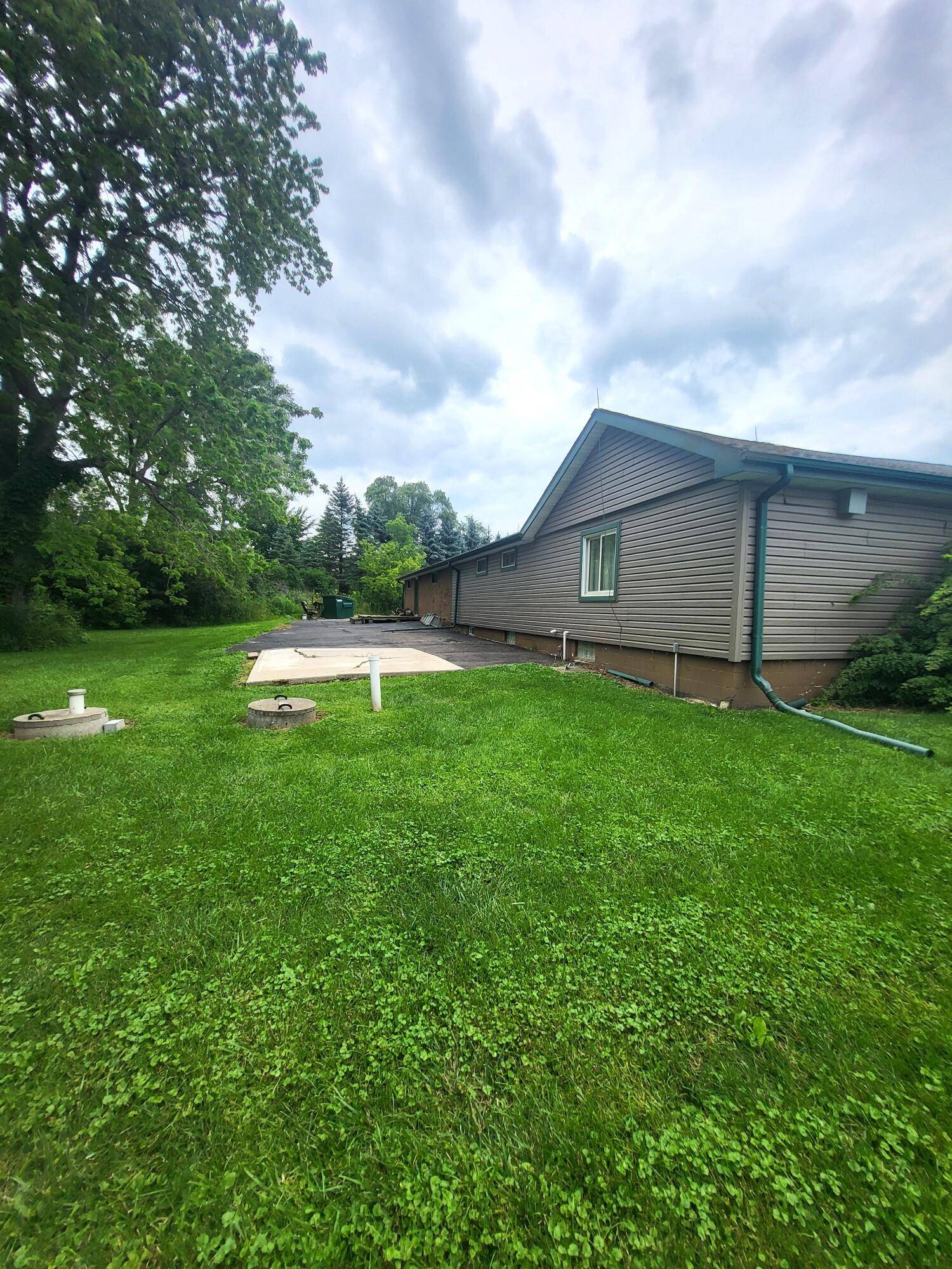 Somers, WI 53144,302 Old Green Bay Rd