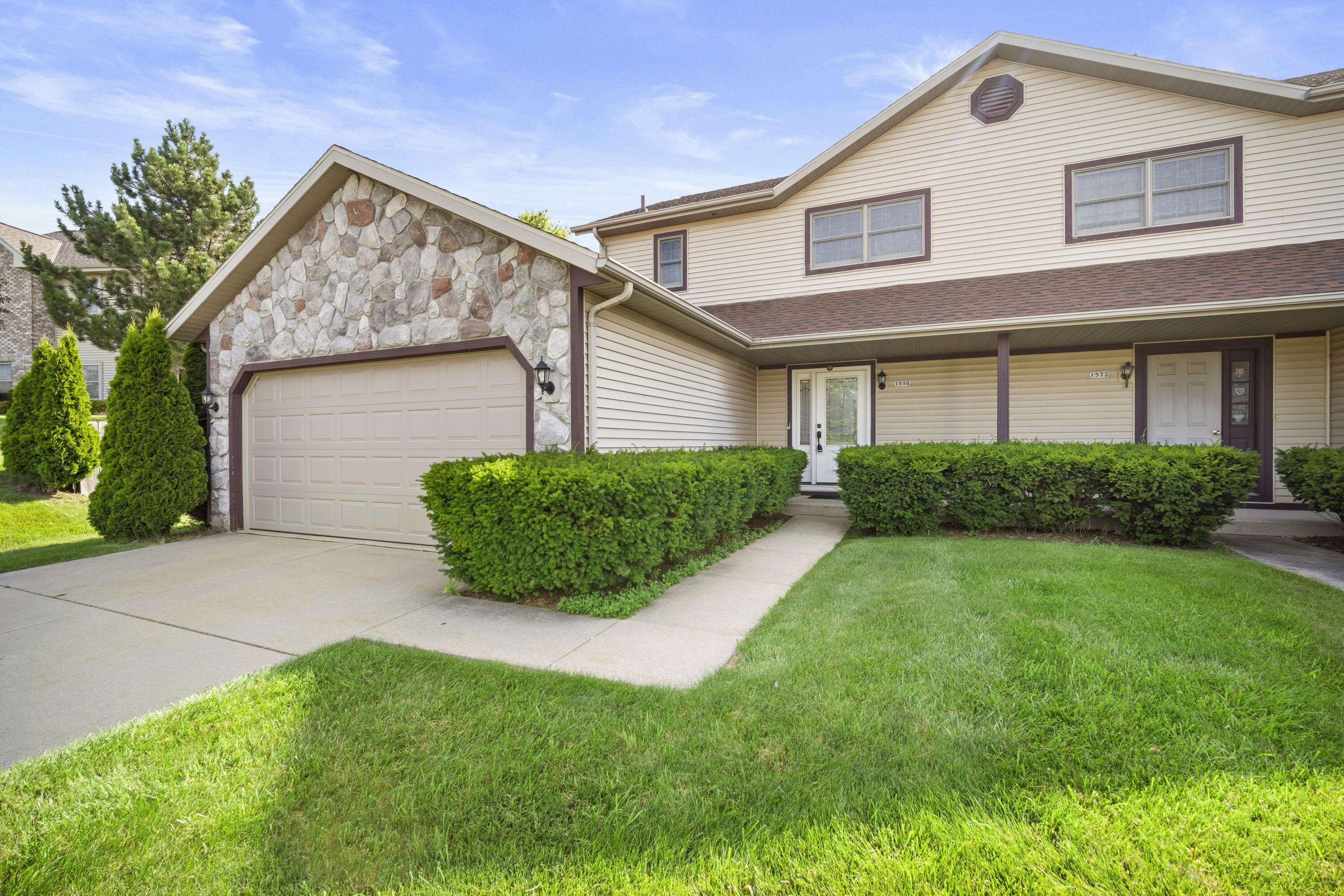Grafton, WI 53024,1570 Iroquois Ave