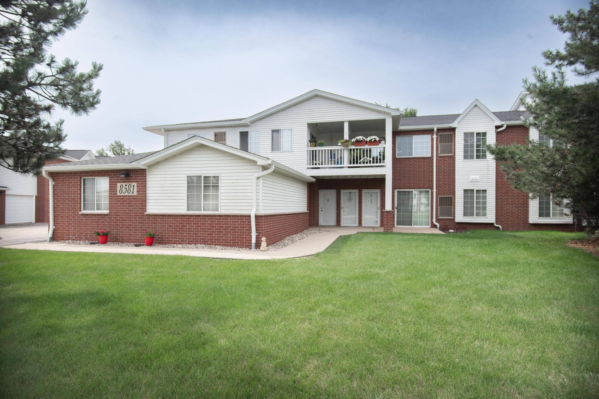 Pleasant Prairie, WI 53158,8581 Lexington Pl Unit 3