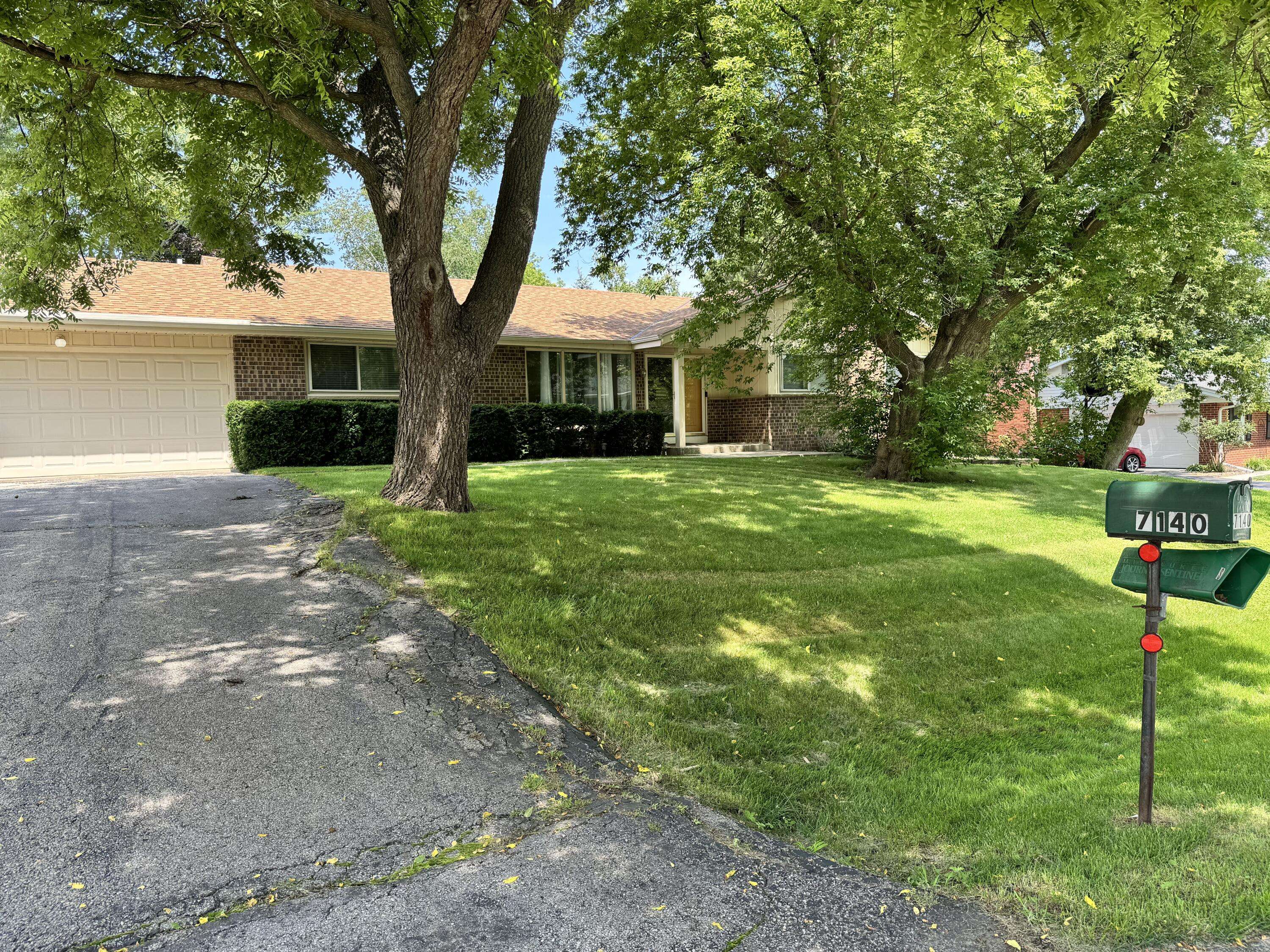 Glendale, WI 53209,7140 N Braeburn Ln