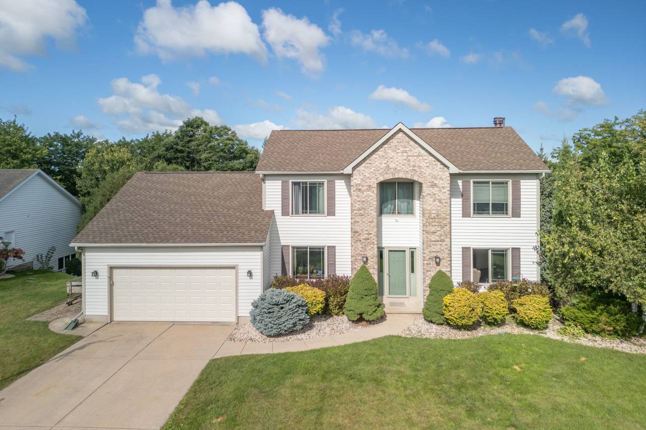 Waterloo, WI 53594,835 Anna Ct