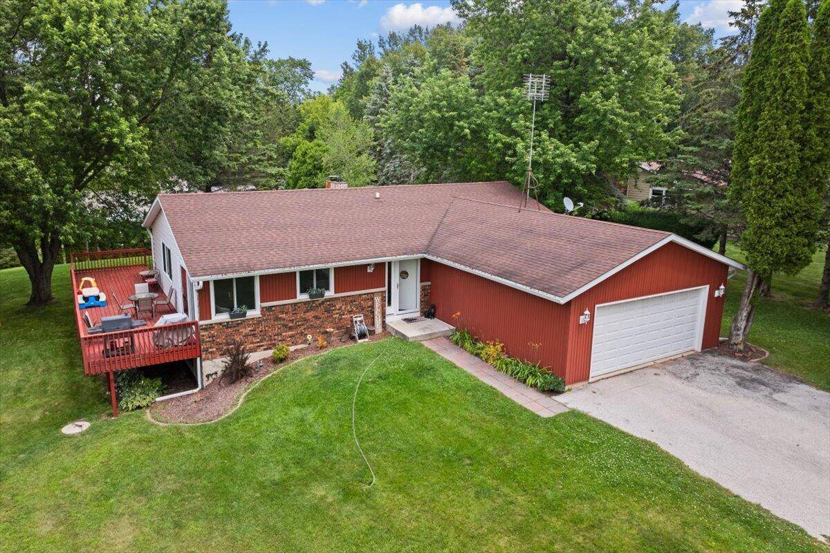 Holland, WI 53070,W1416 Pine Ct