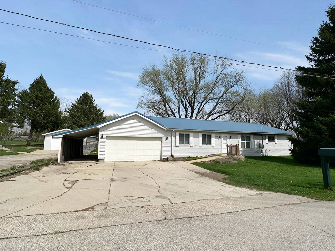 Bloomfield, WI 53128,N1246 Walnut Rd