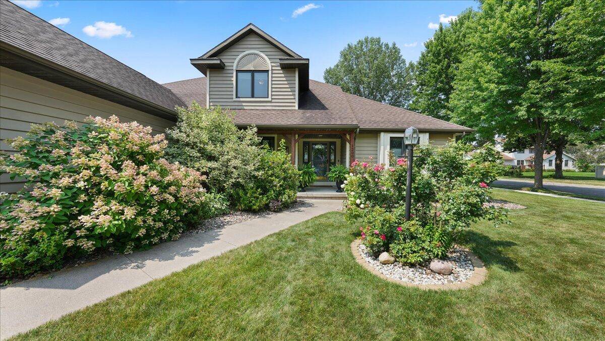 Onalaska, WI 54650,1200 Red Cedar Ct