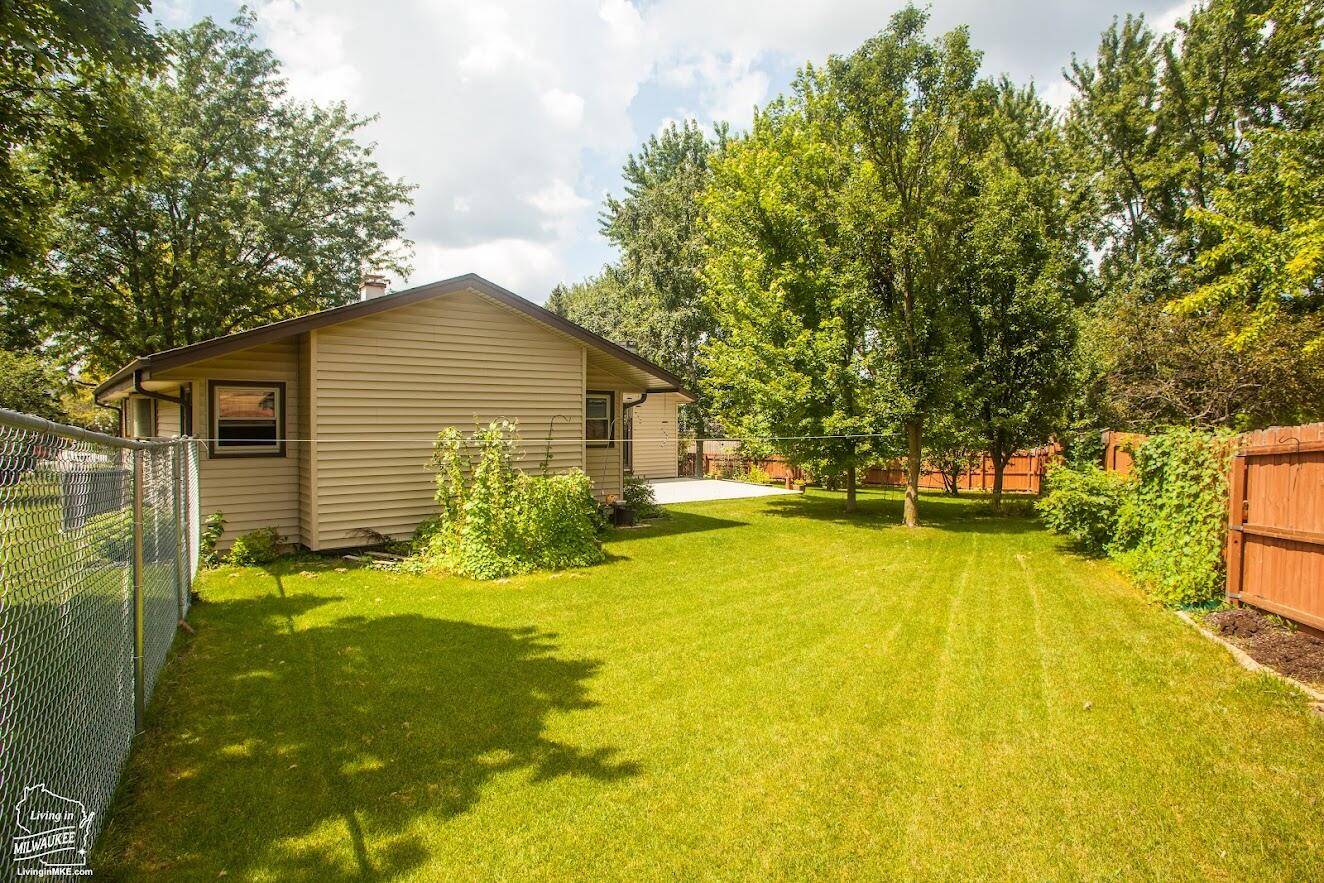 Mukwonago, WI 53149,116 Armstrong Ct