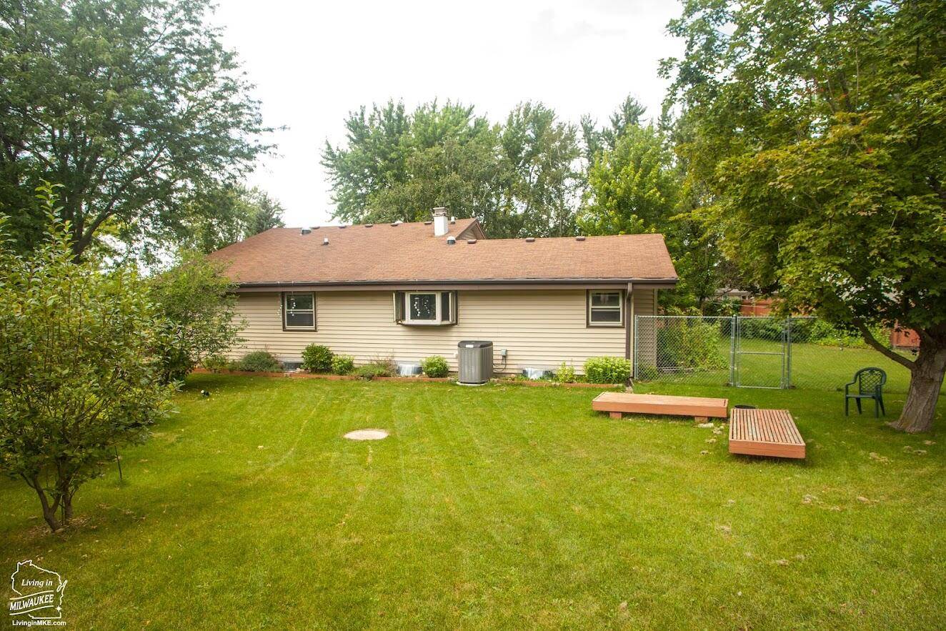 Mukwonago, WI 53149,116 Armstrong Ct