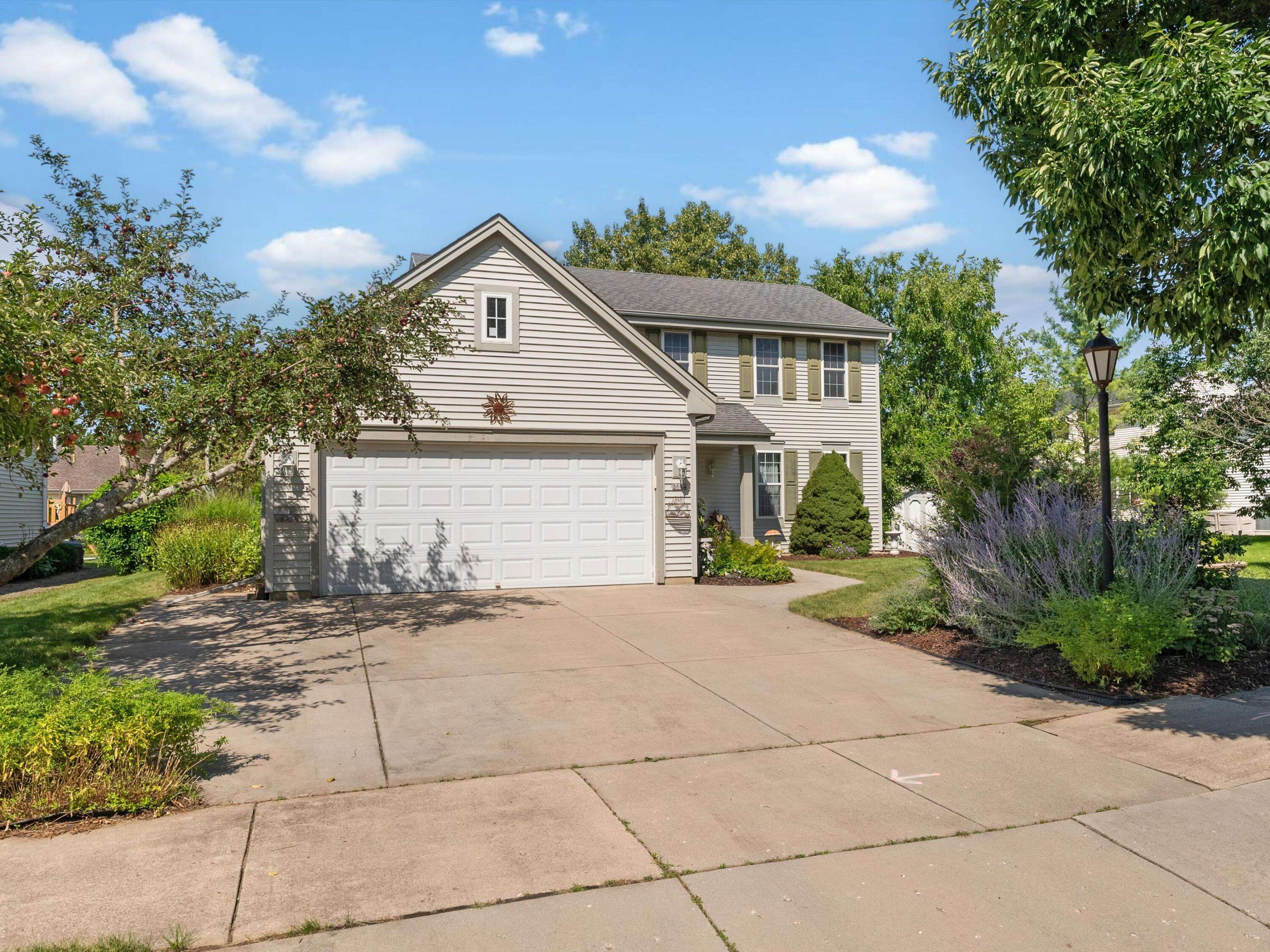 Waukesha, WI 53189,3604 Bayberry Dr