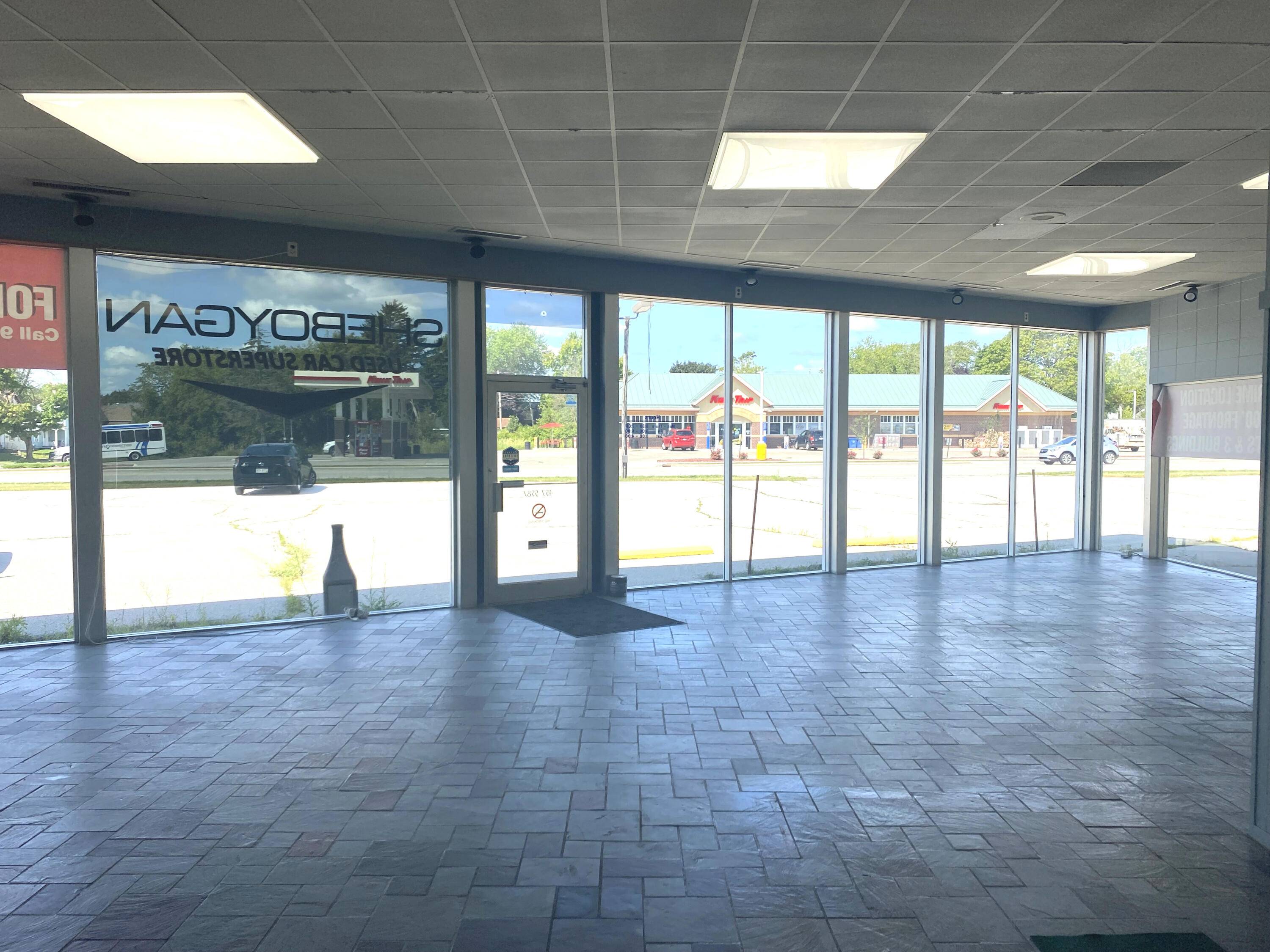 Sheboygan, WI 53081,1619 Calumet Dr