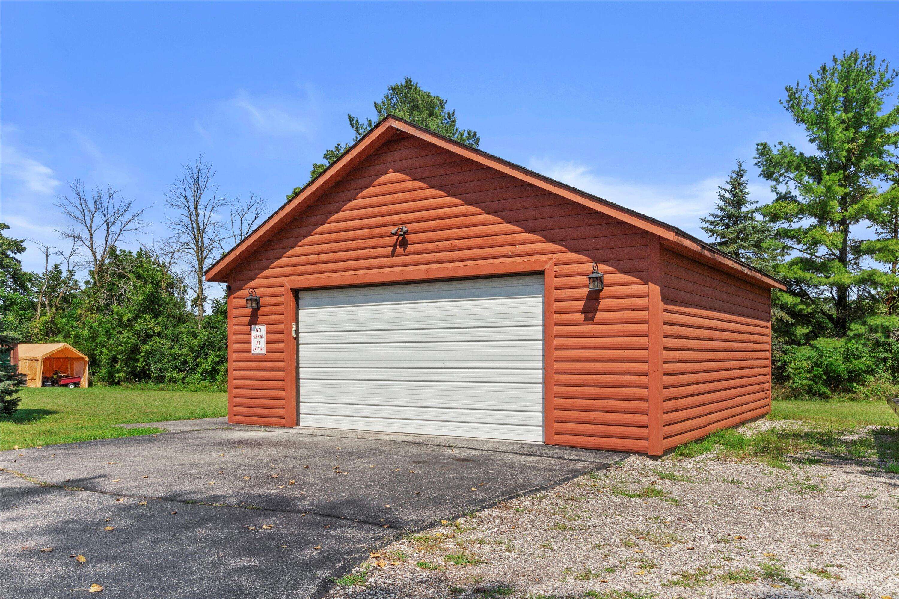 Mukwonago, WI 53149,W325S10145 Beulah Rd