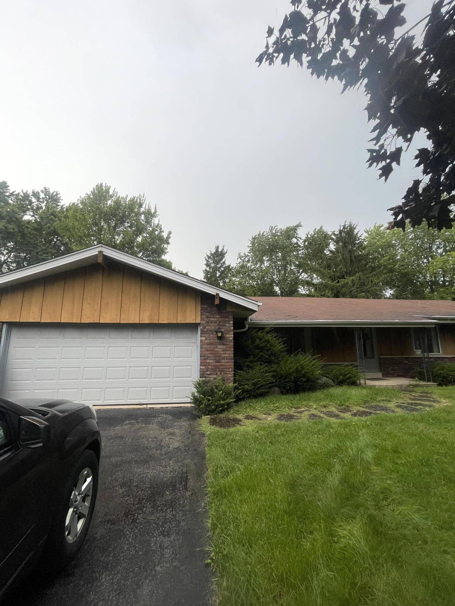 Brookfield, WI 53045,21820 Gareth Ln