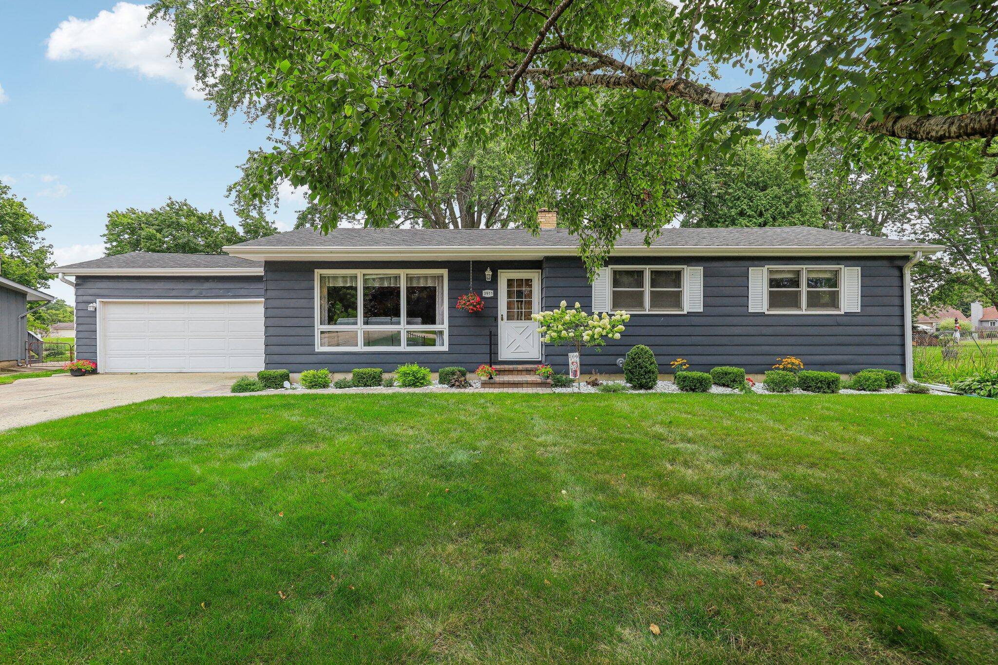 Somers, WI 53144,3911 24th St