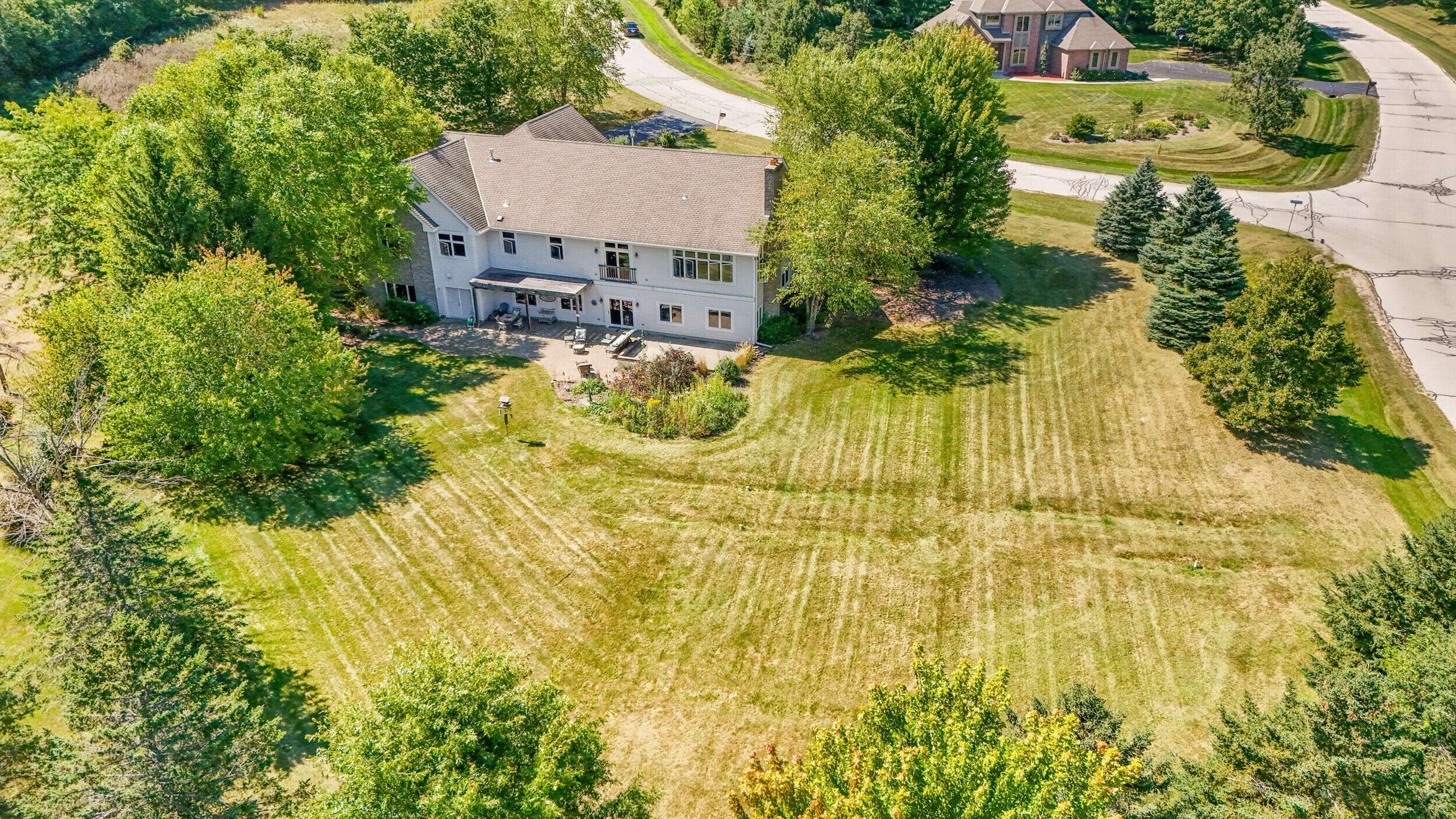 Delafield, WI 53018,66 Meadow Ln