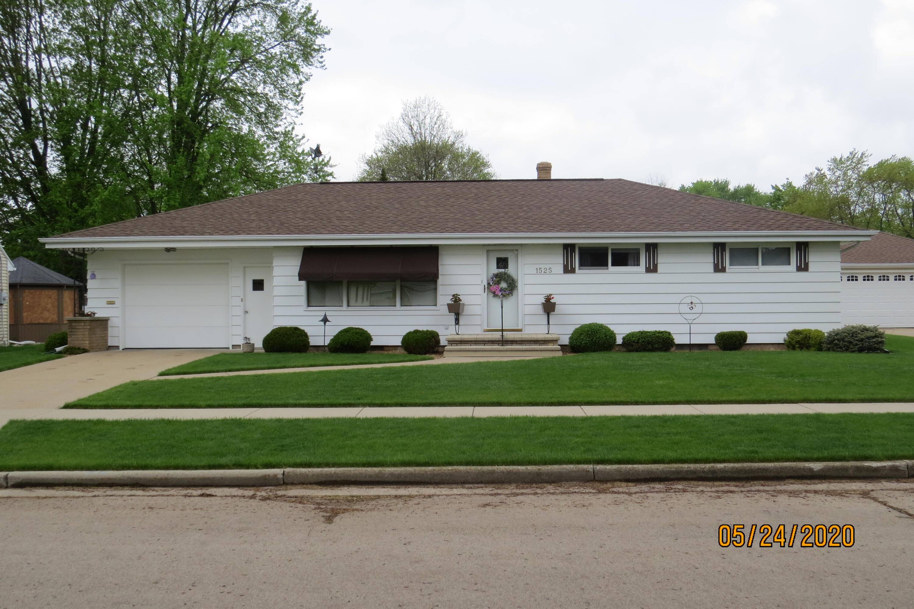 Appleton, WI 54914,1525 N Elinor St