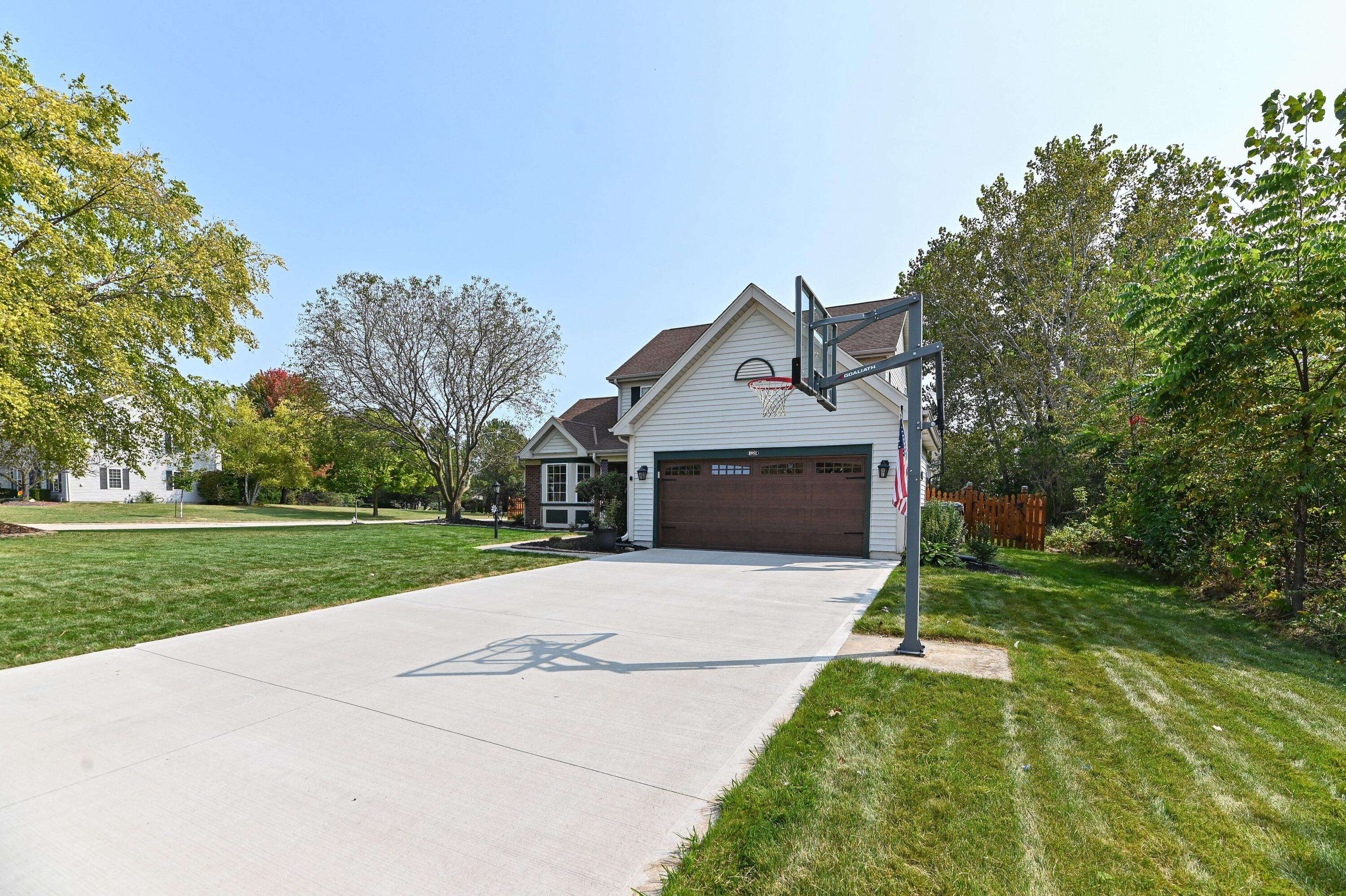 Pleasant Prairie, WI 53158,8951 106th Ave