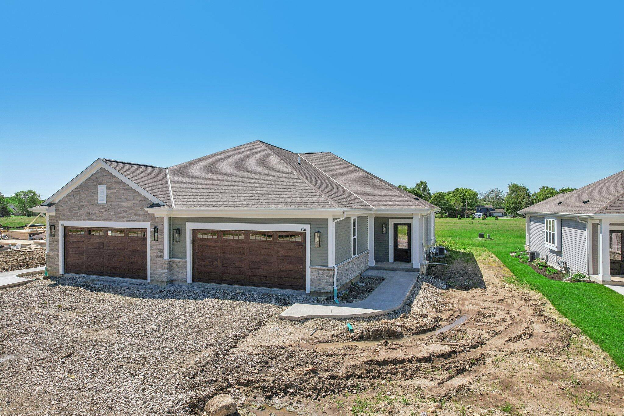 Waterford, WI 53185,508 Hickory Hollow Rd Unit 0202