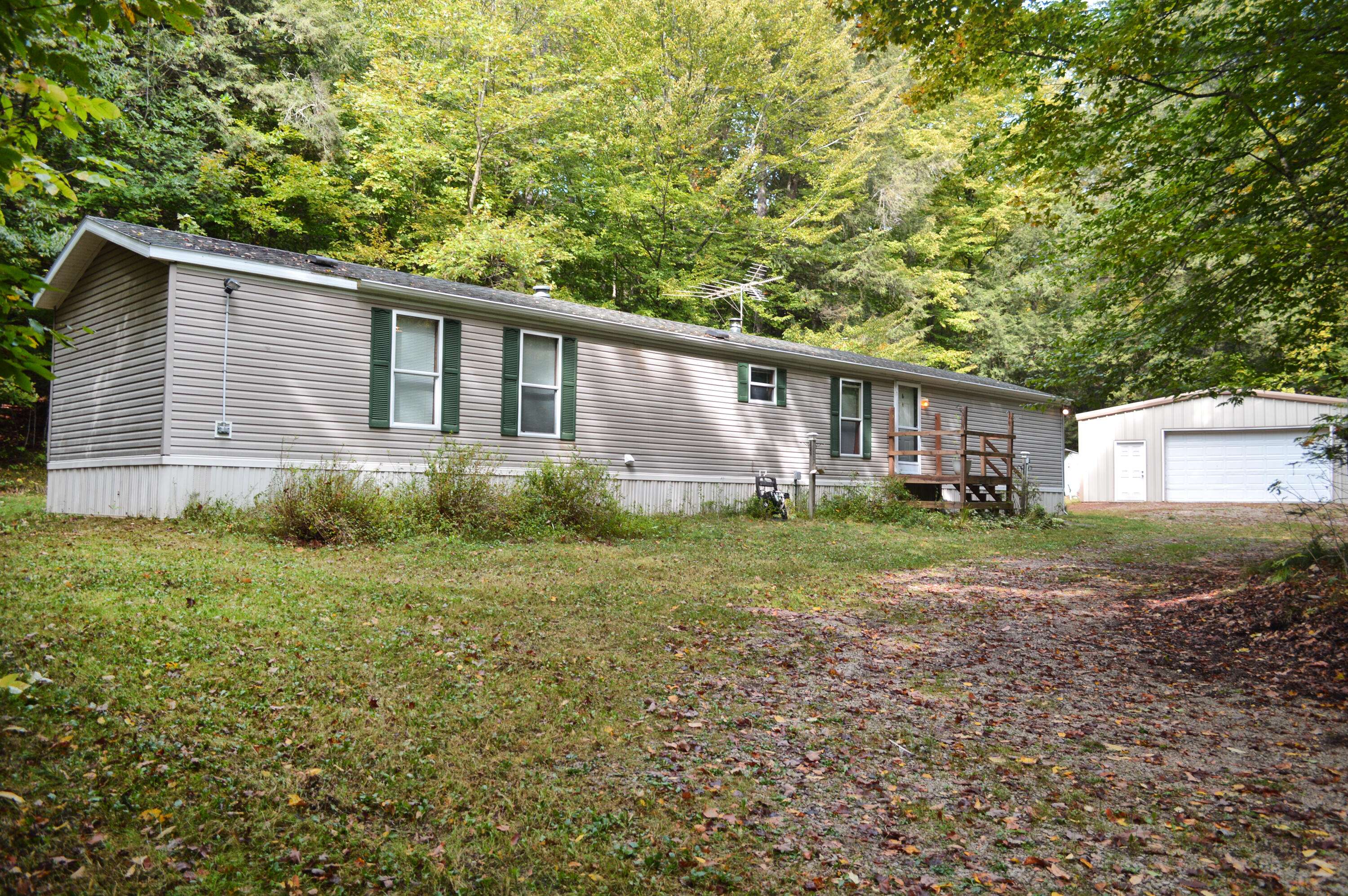 Silver Cliff, WI 54104,N12601 Old J Rd