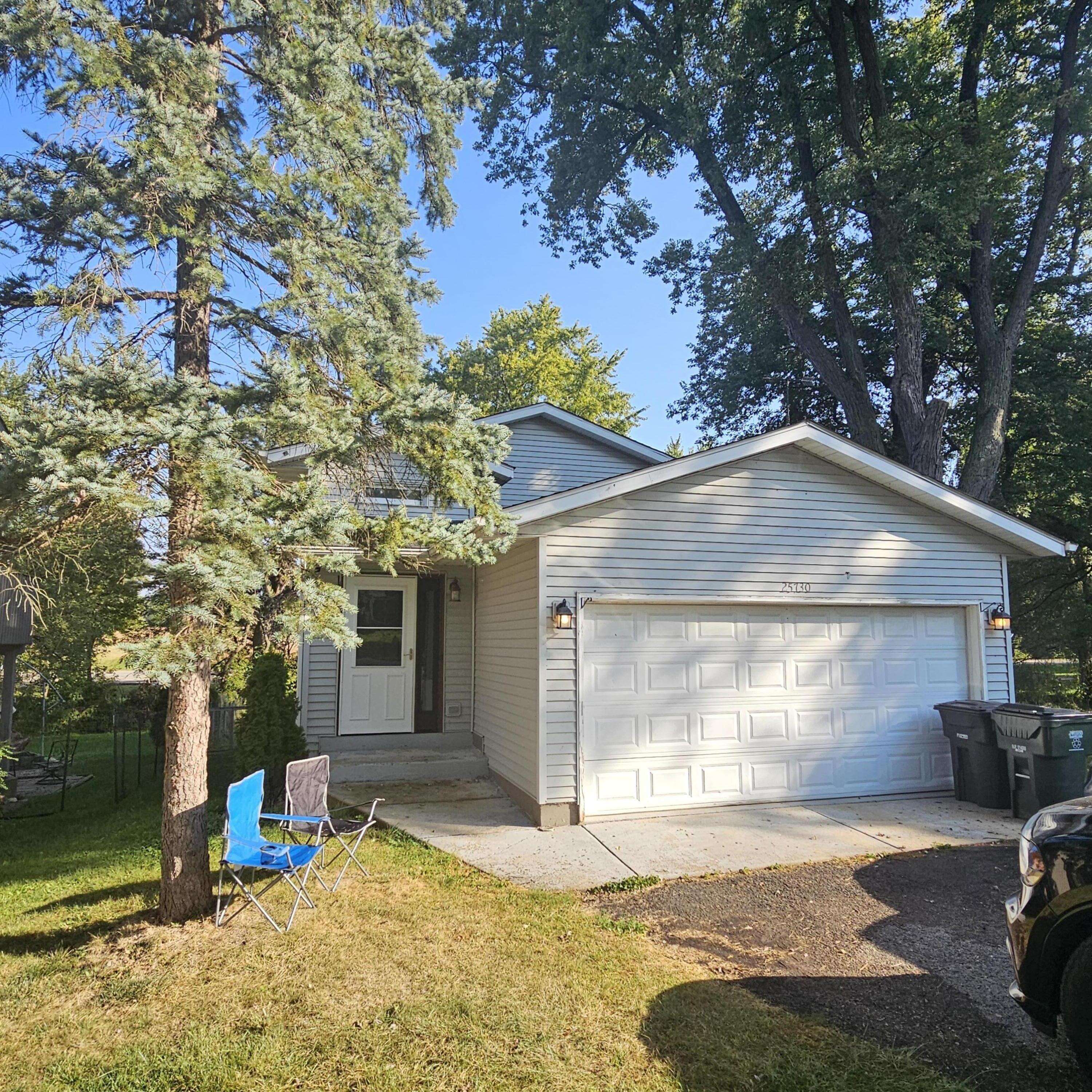 Salem Lakes, WI 53179,25730 120th St