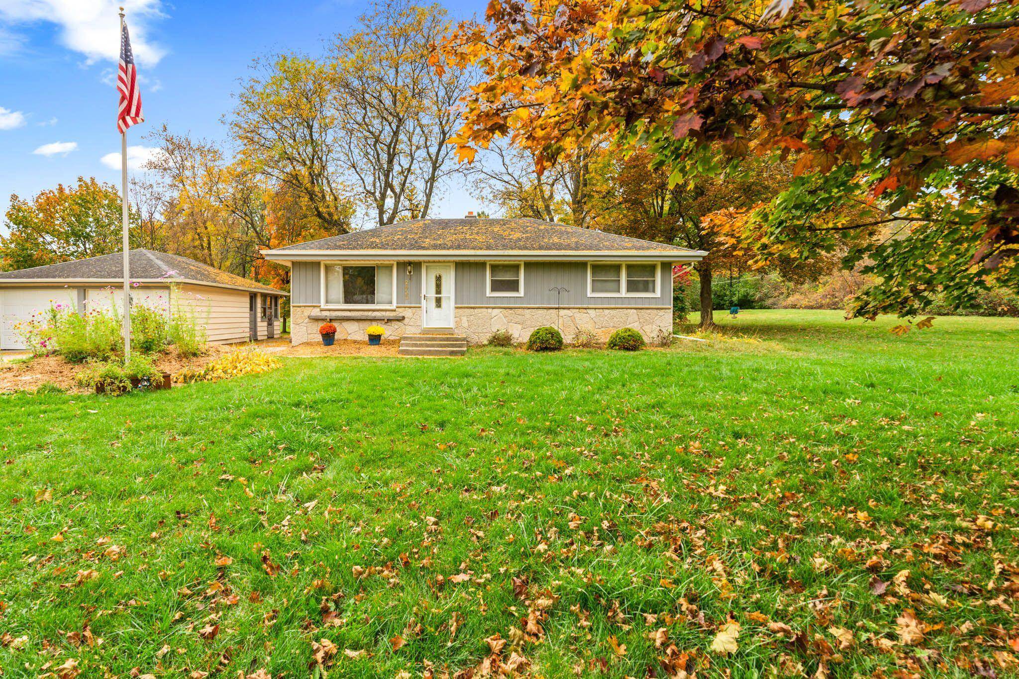 New Berlin, WI 53151,2423 S Lombardy Ln