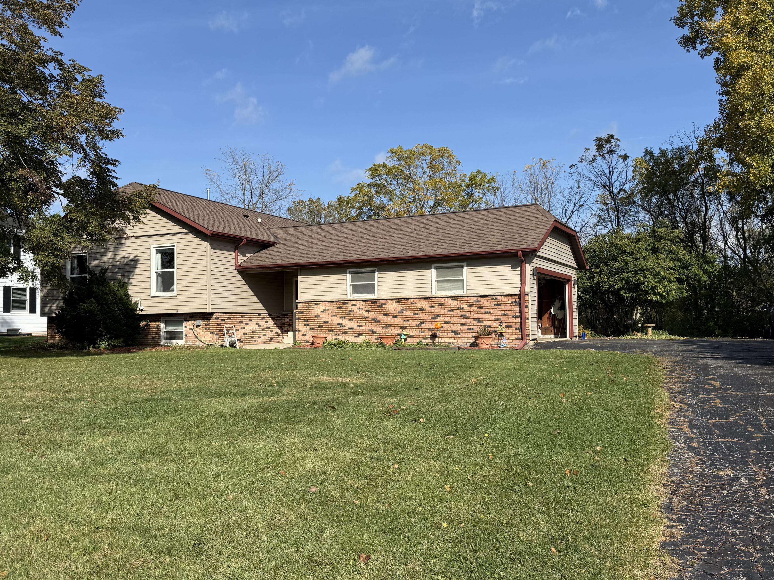 Mount Pleasant, WI 53406,5538 Sandy Ln