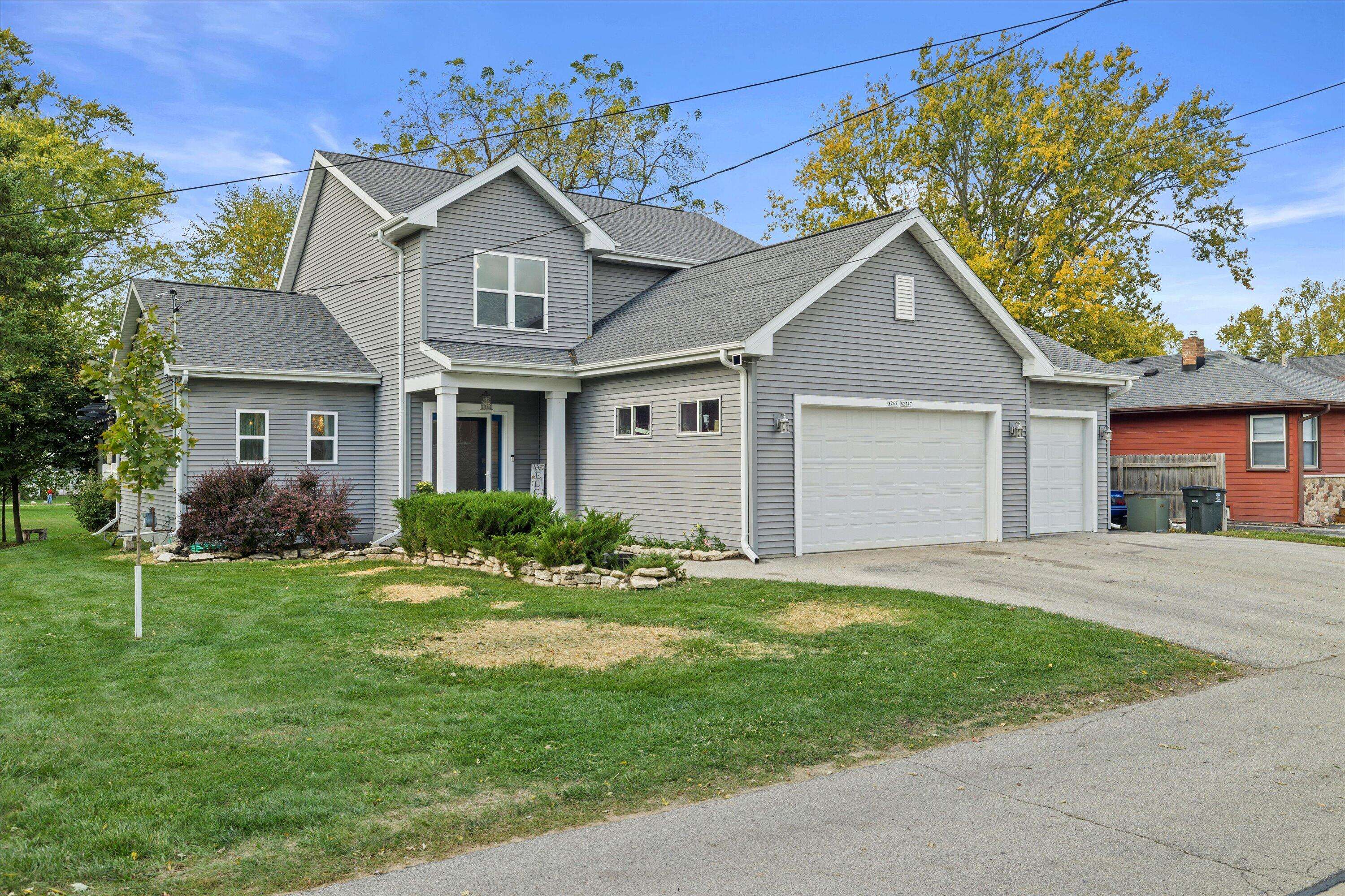 Pewaukee, WI 53072,W269N2747 Lelah Ave