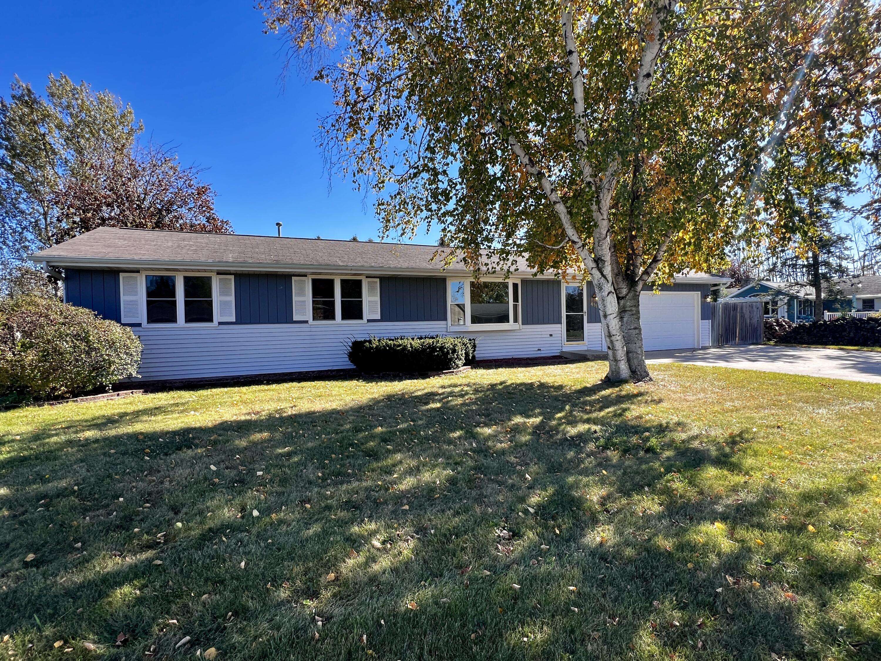 Oostburg, WI 53070,411 Zuider Ln