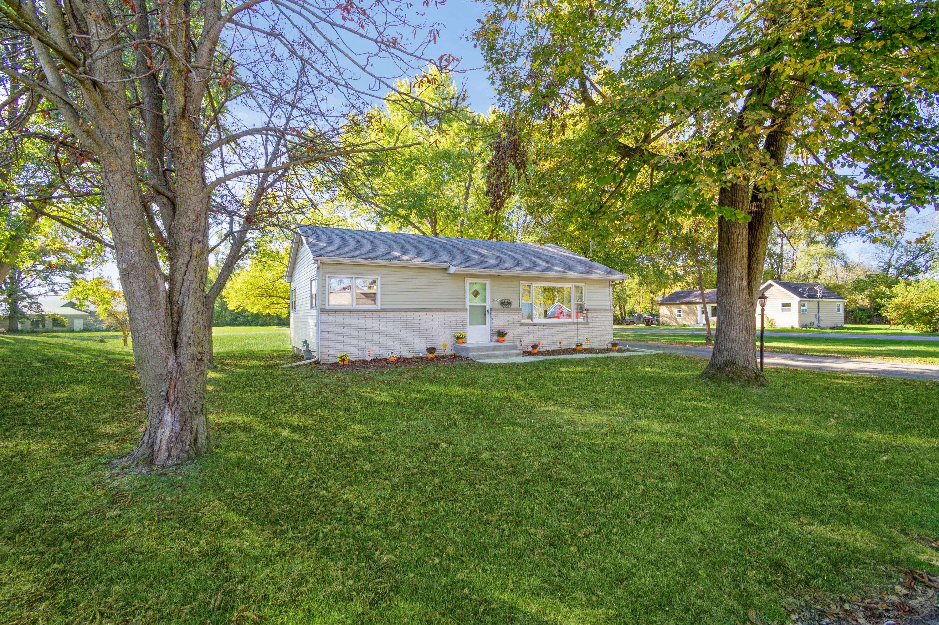 Bloomfield, WI 53128,W1403 Bernice Rd